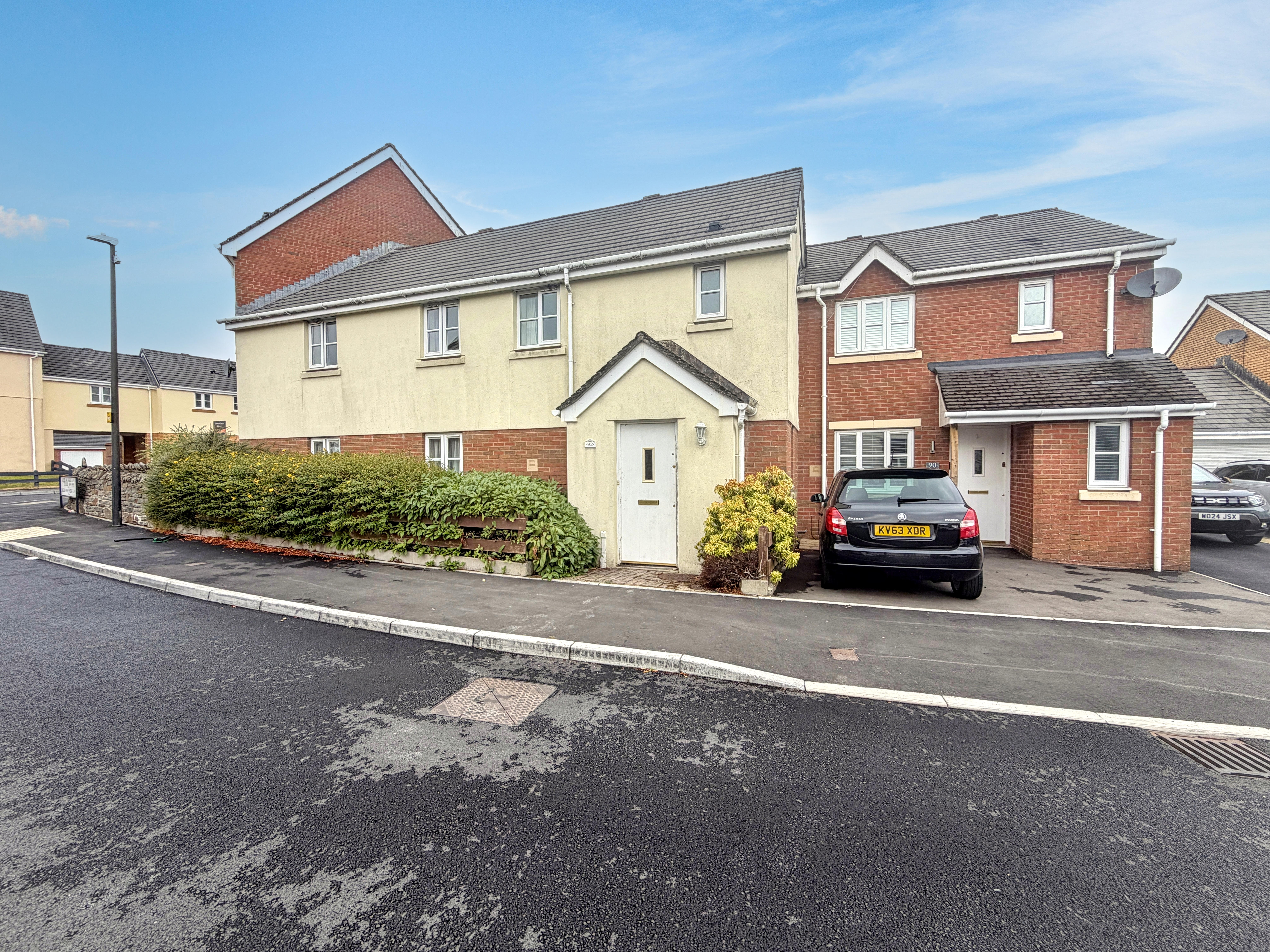 92  Lakeside Way, Ebbw Vale, NP23 4AL