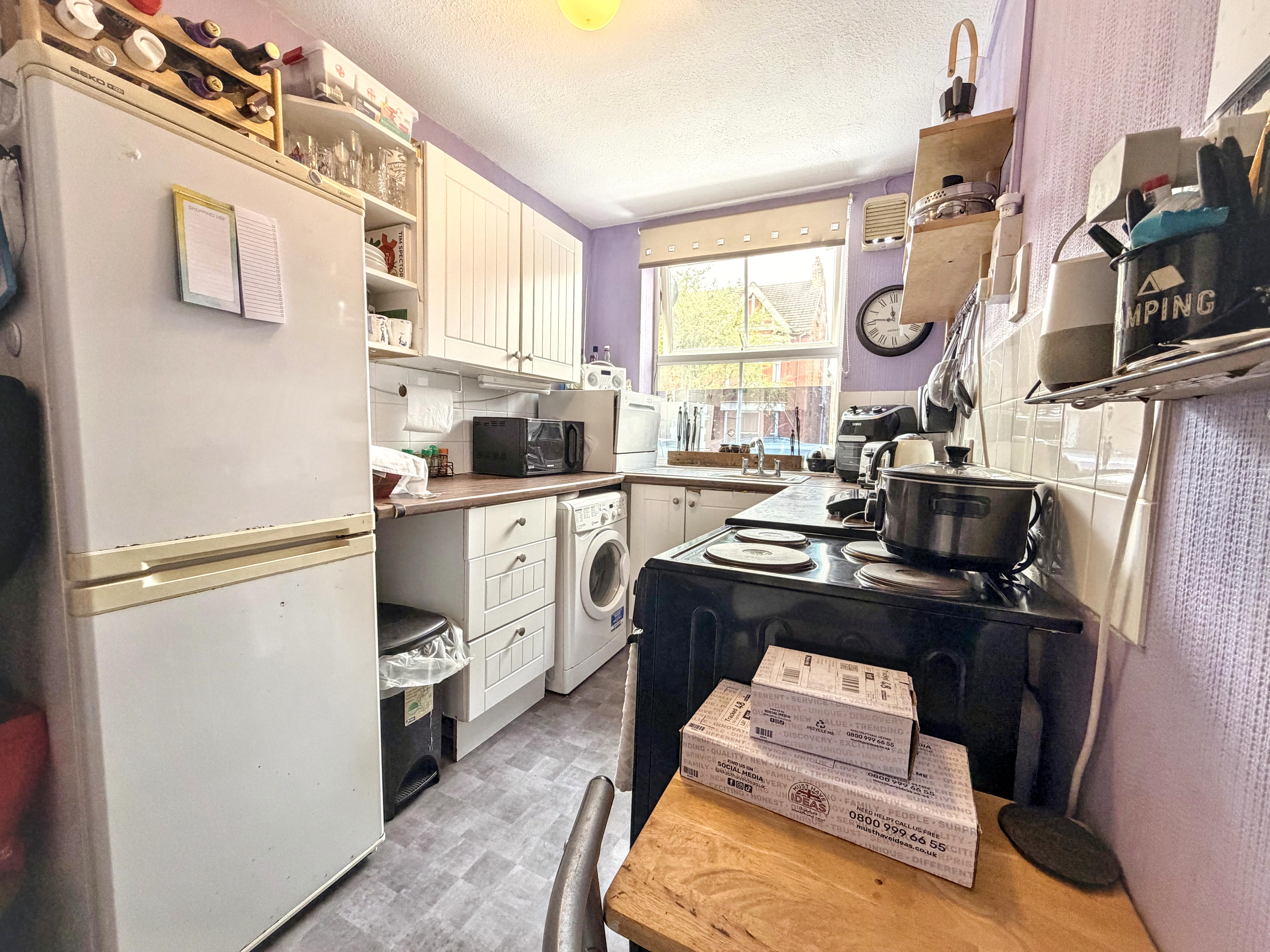 5 - Kitchen