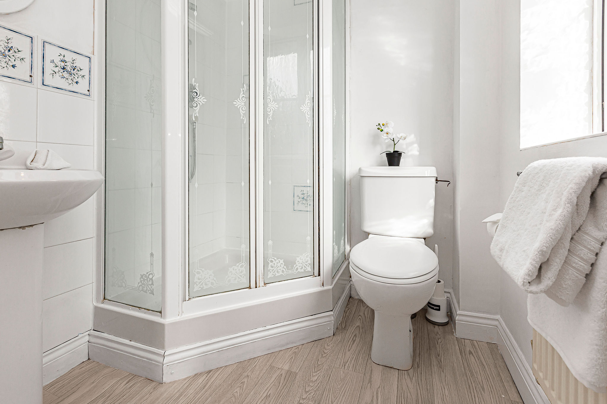 14 - Ensuite