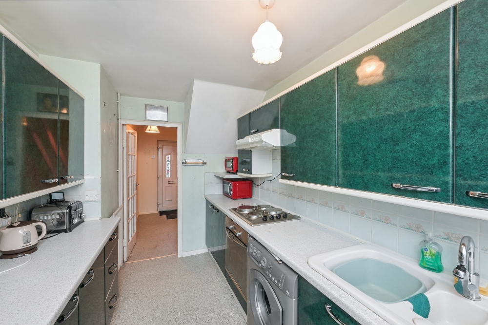 3 - Kitchen