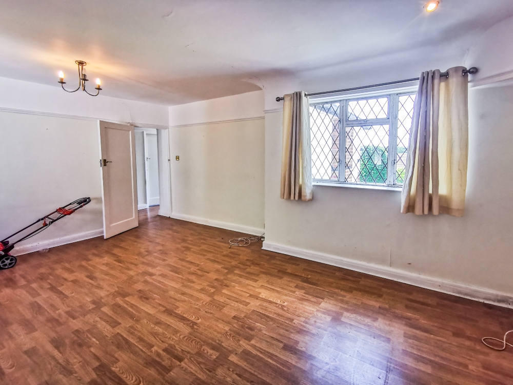 9 - Living room