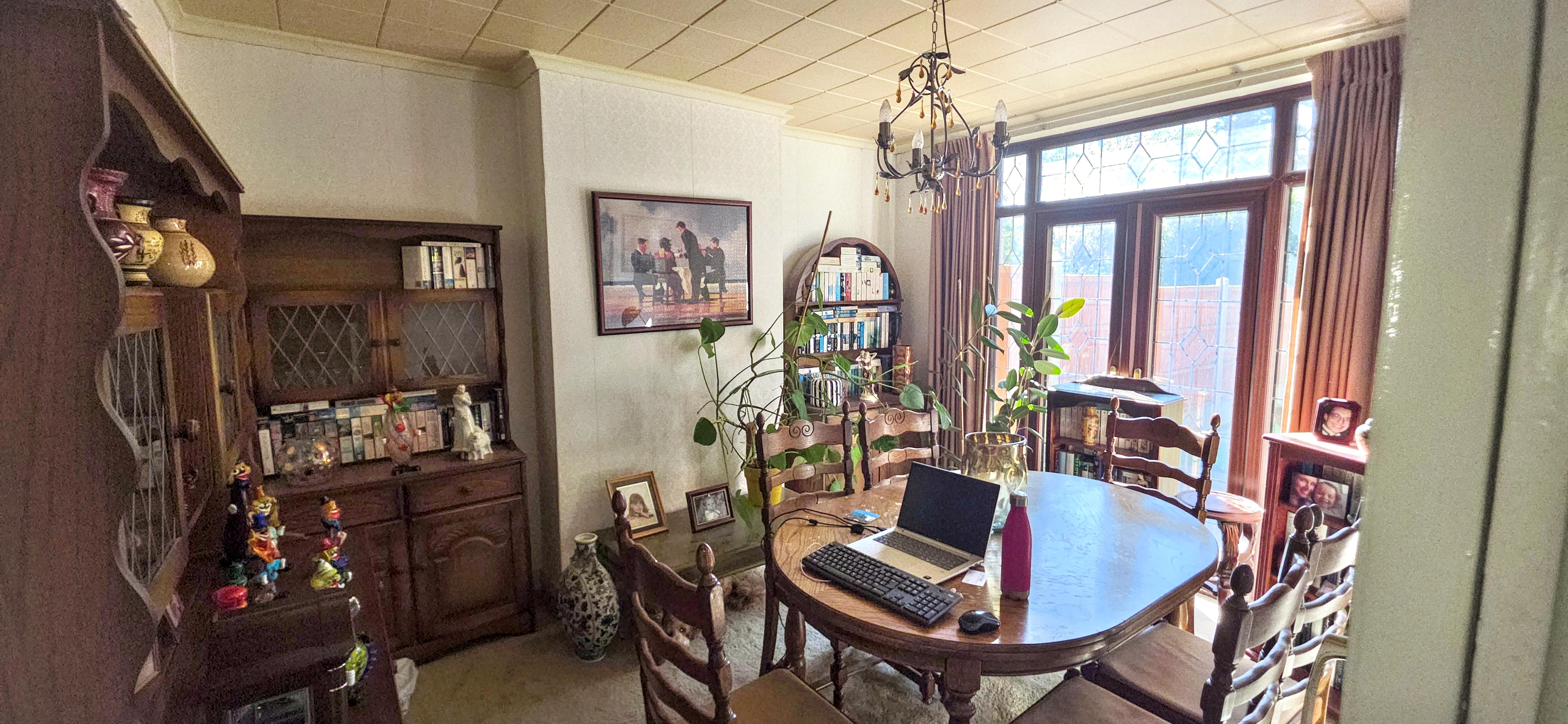 5 - Dining room