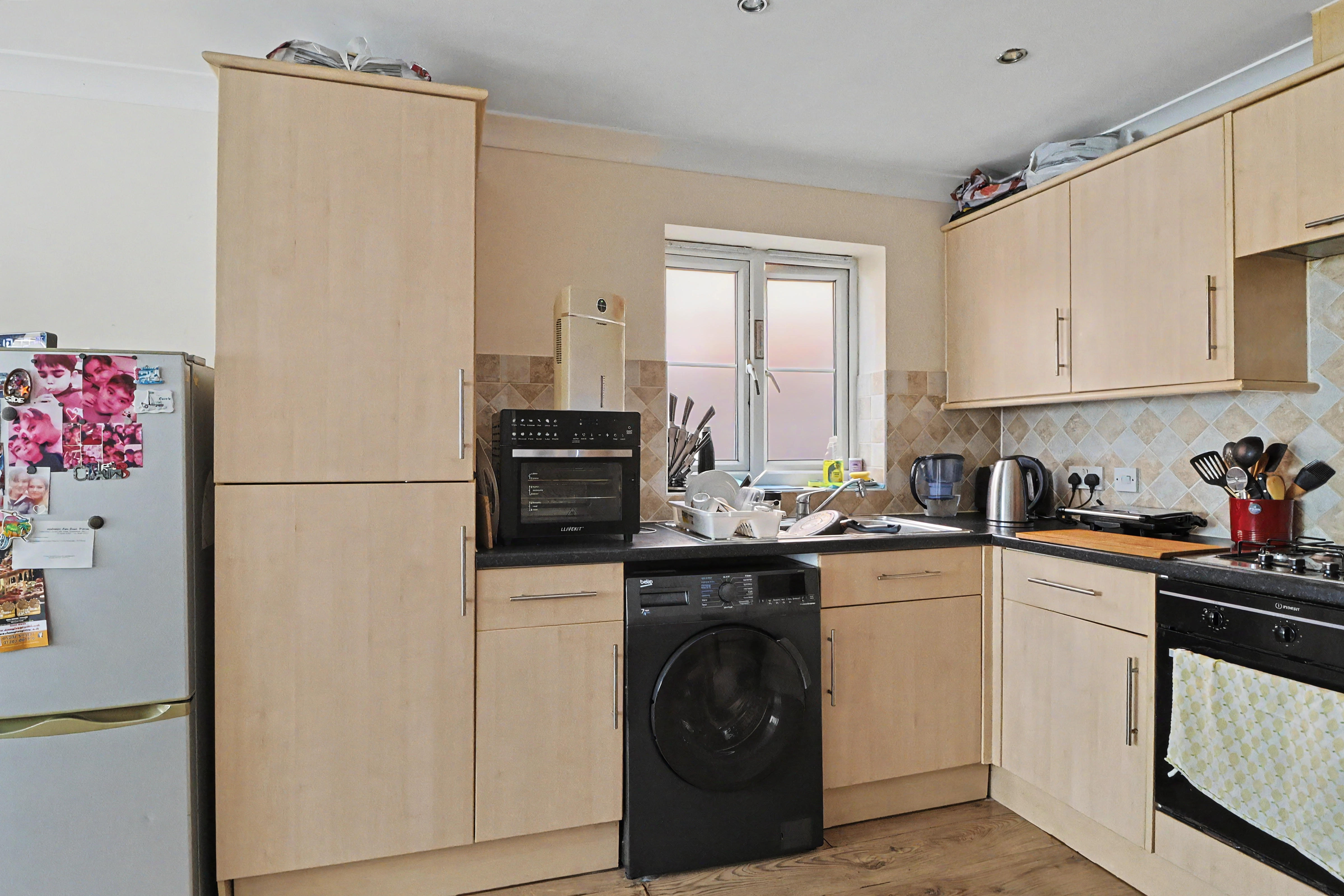 3 - Kitchen