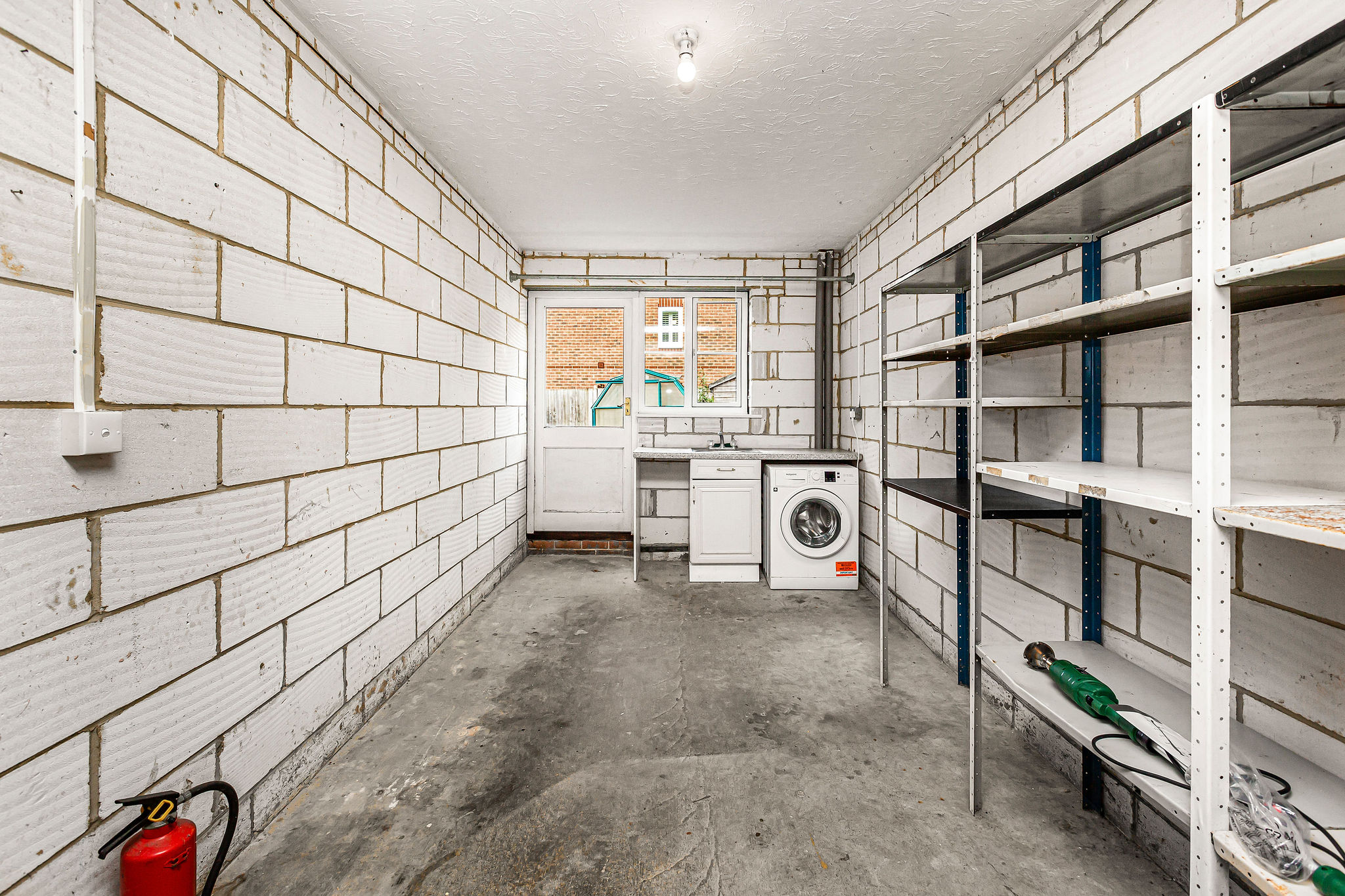23 Garage