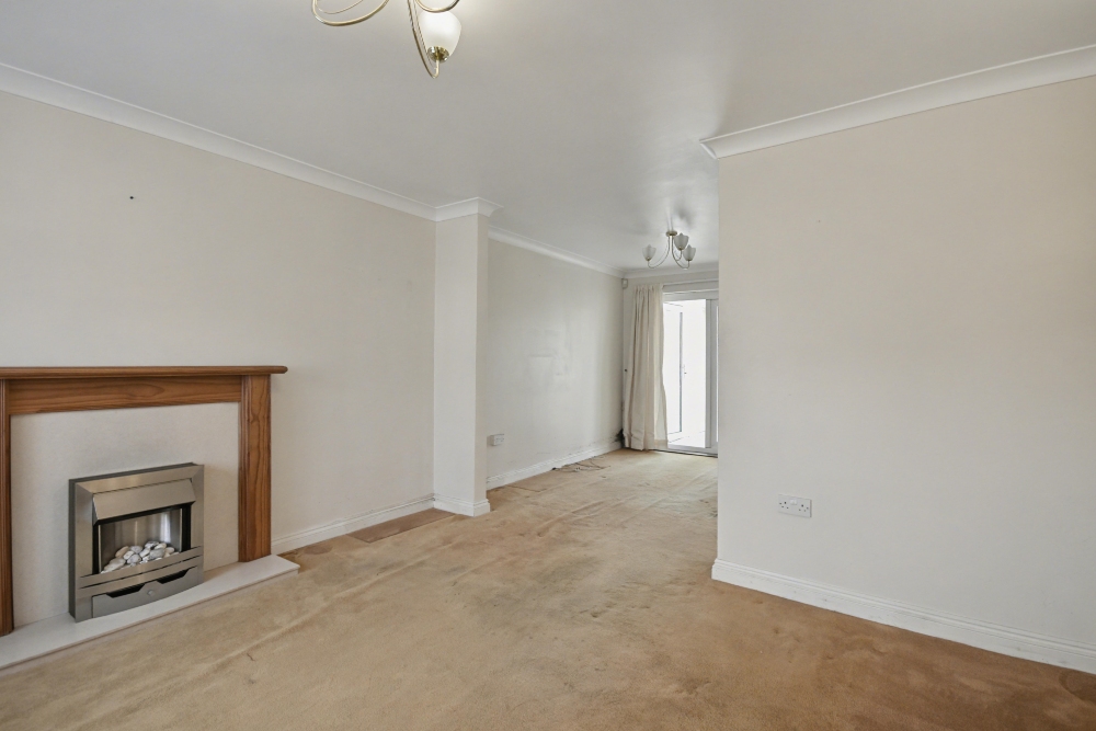 3 - Living room