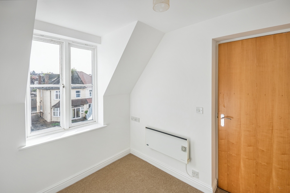 18 - Bedroom 2