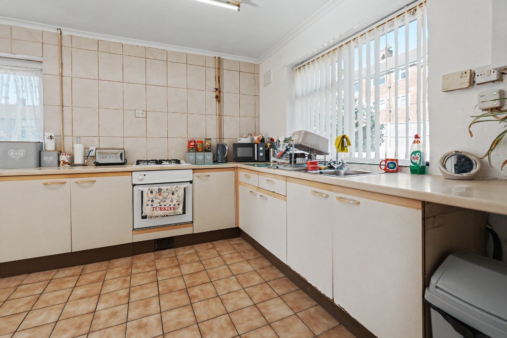 3 - Kitchen