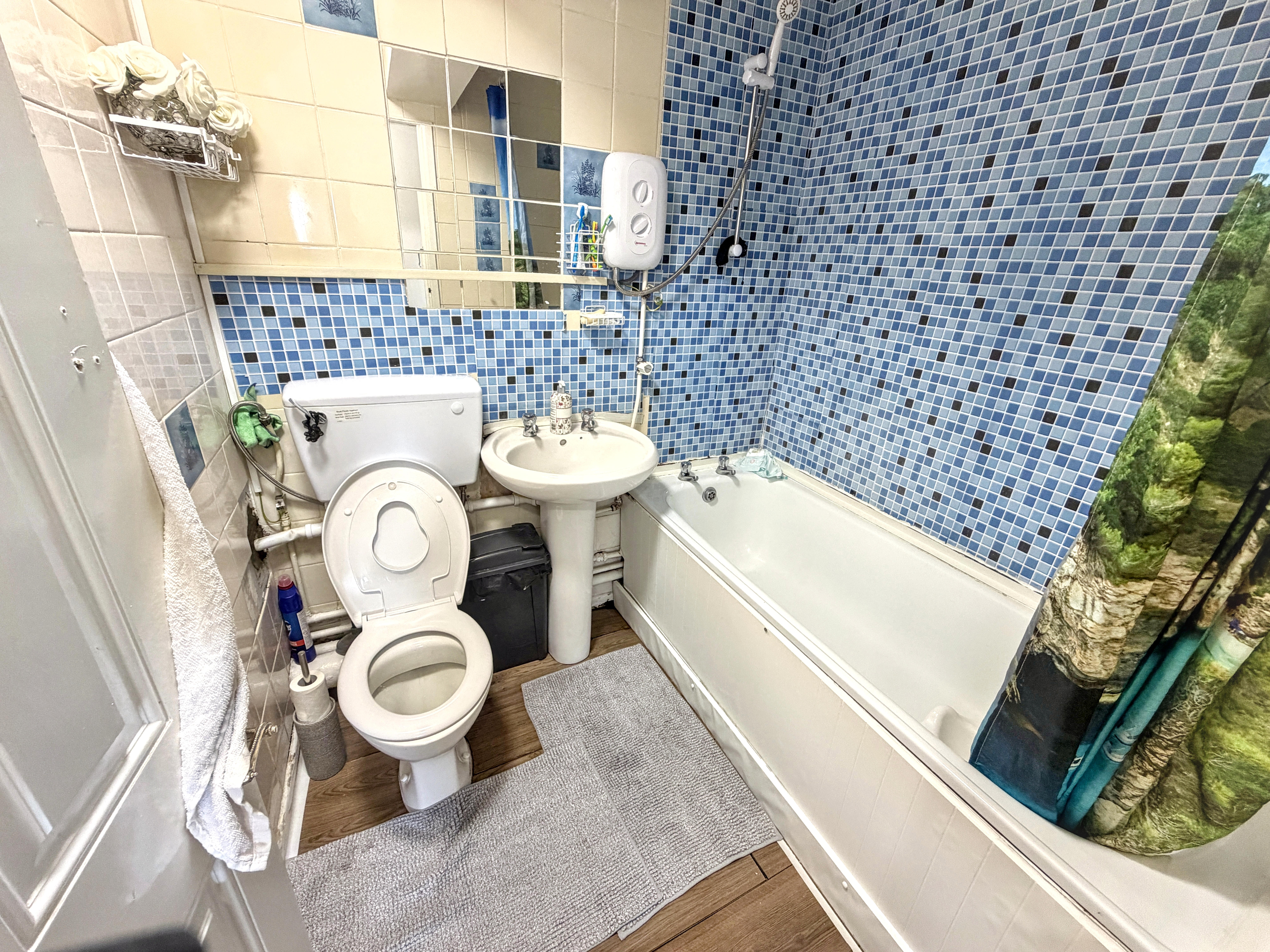 Bathroom 1 - 9