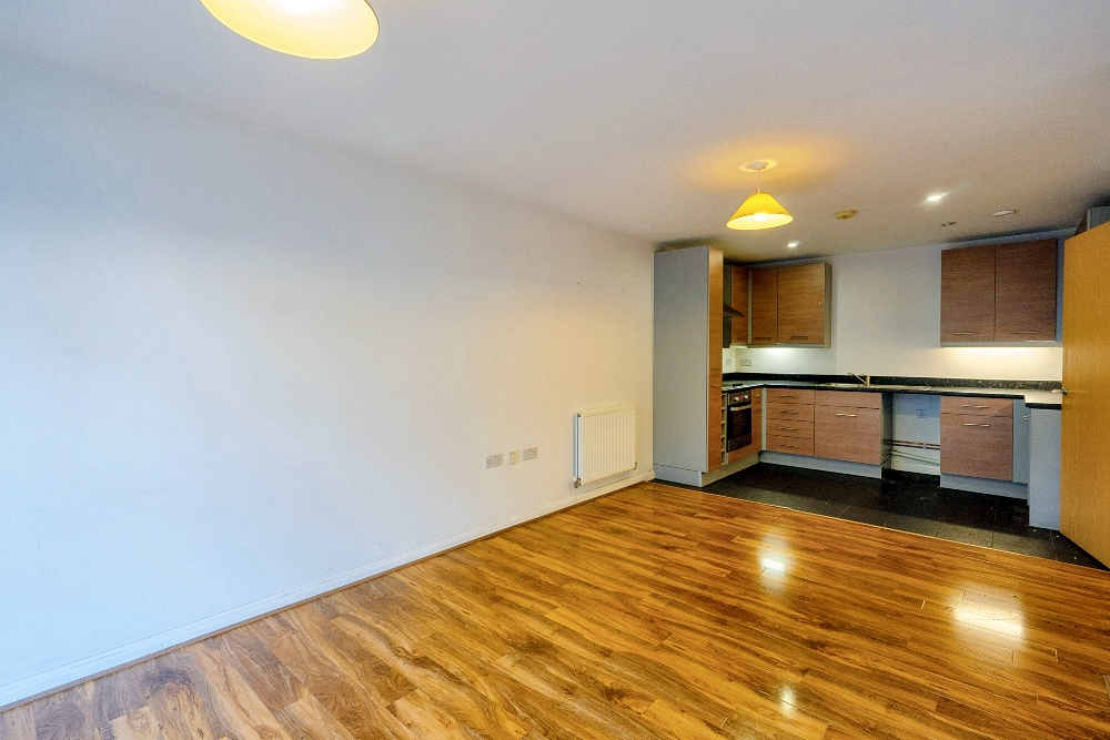 6 - Living room