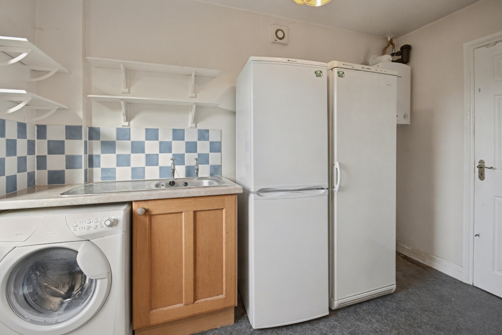 8 - Kitchen