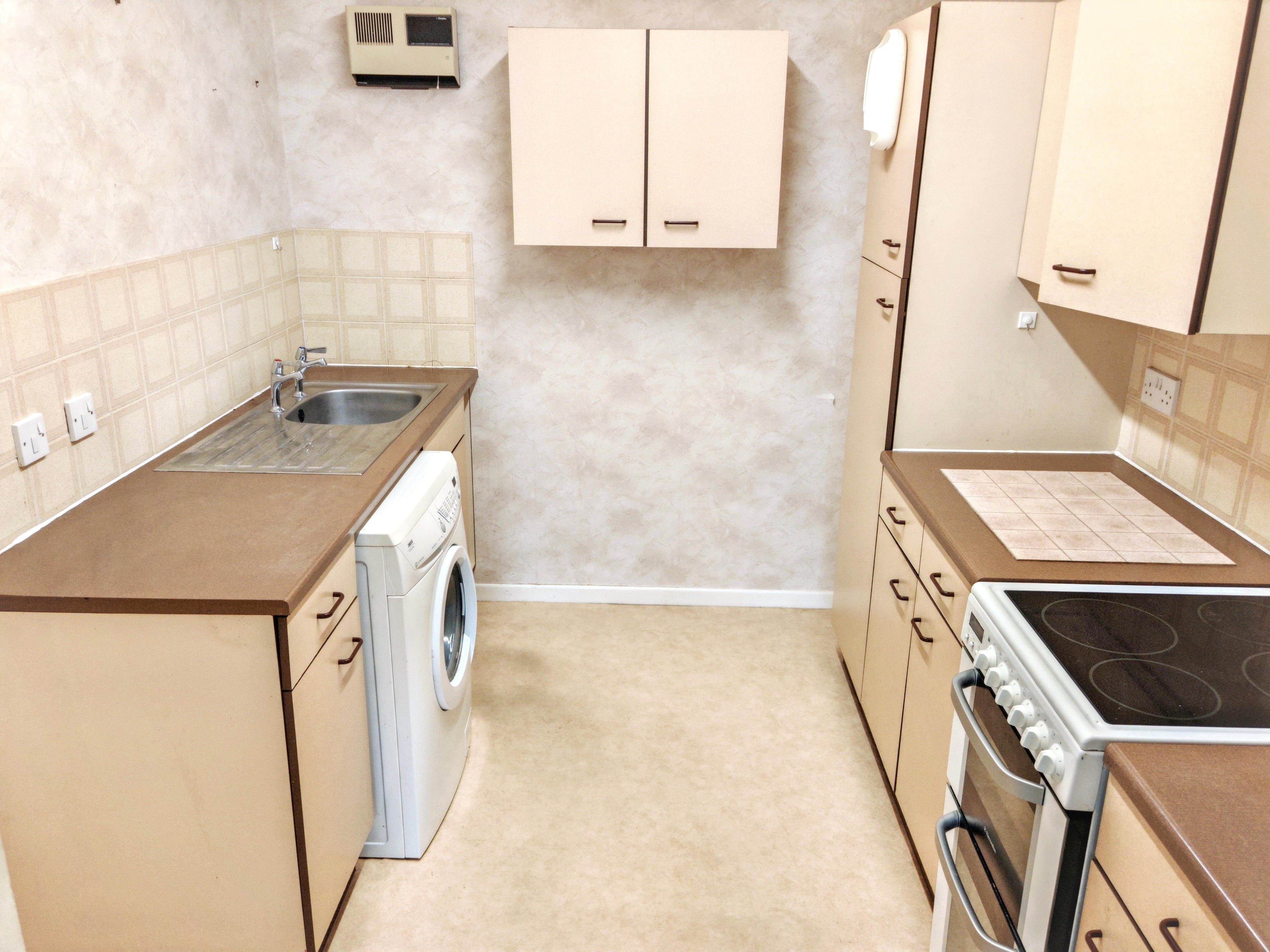 3 - Kitchen