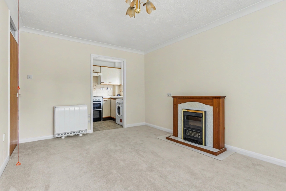 6 - Living room