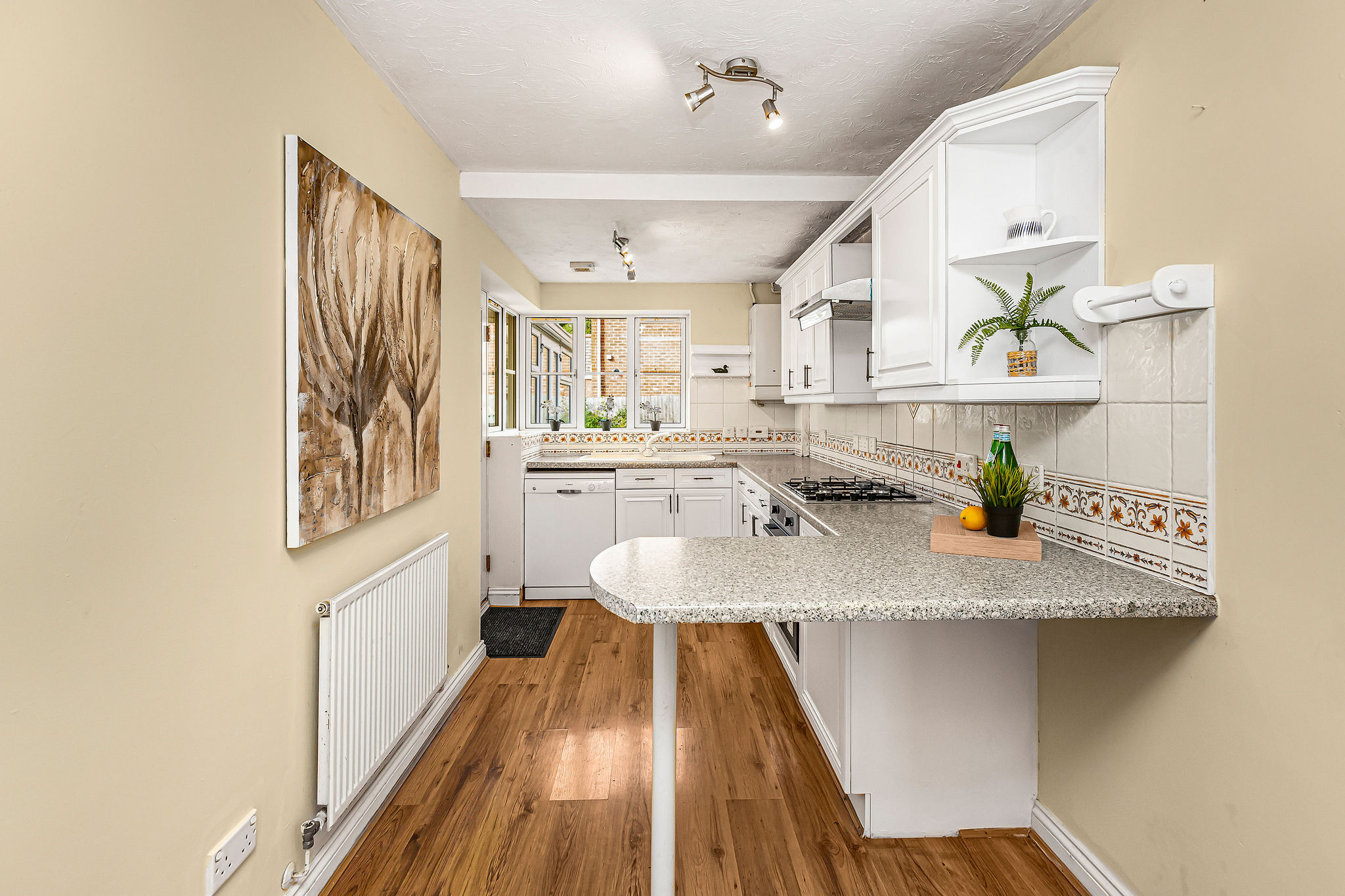 5 - Kitchen