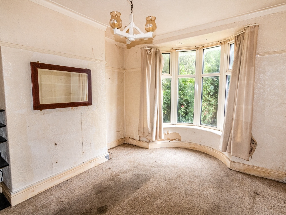 5 - Living room