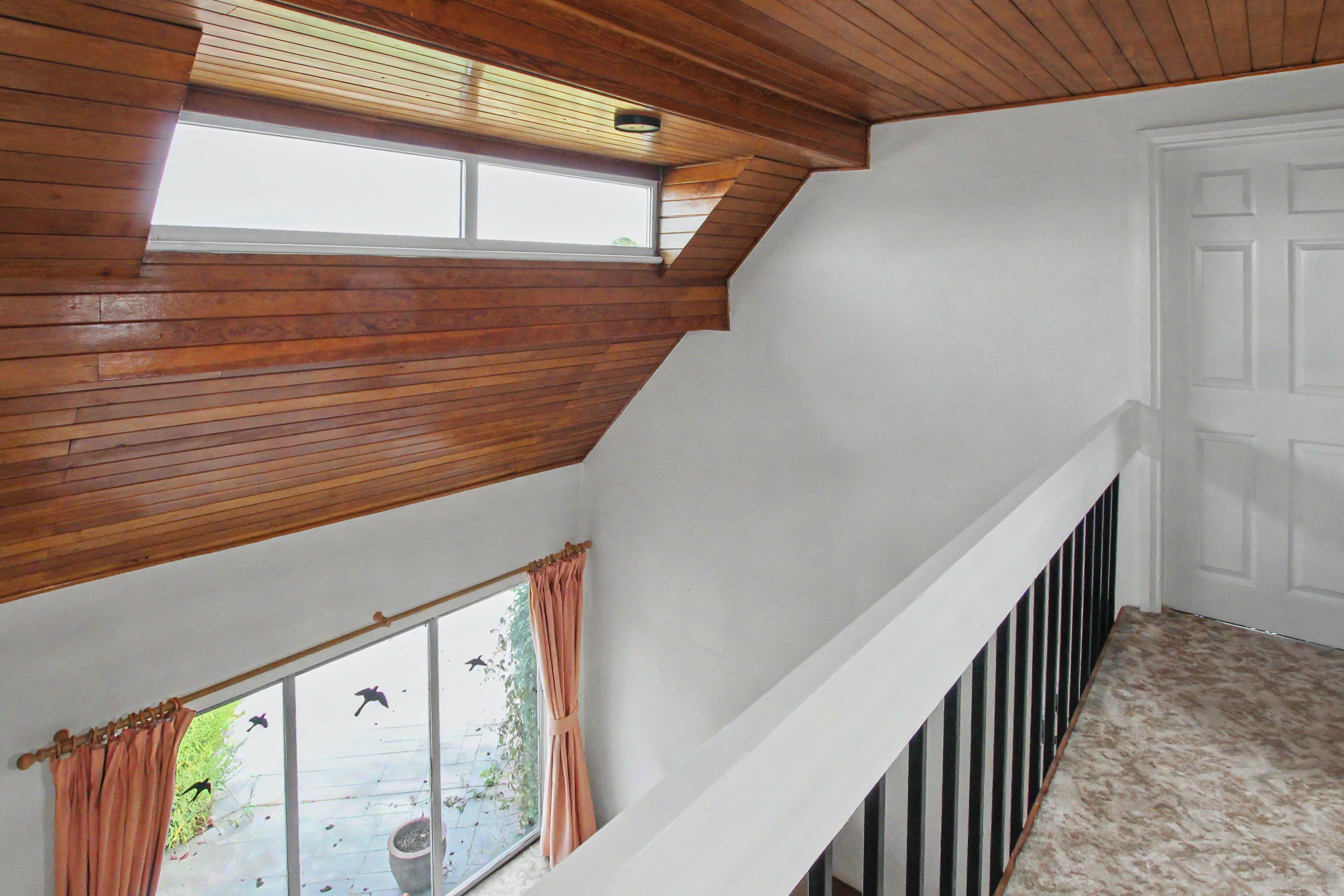 14 - Mezzanine