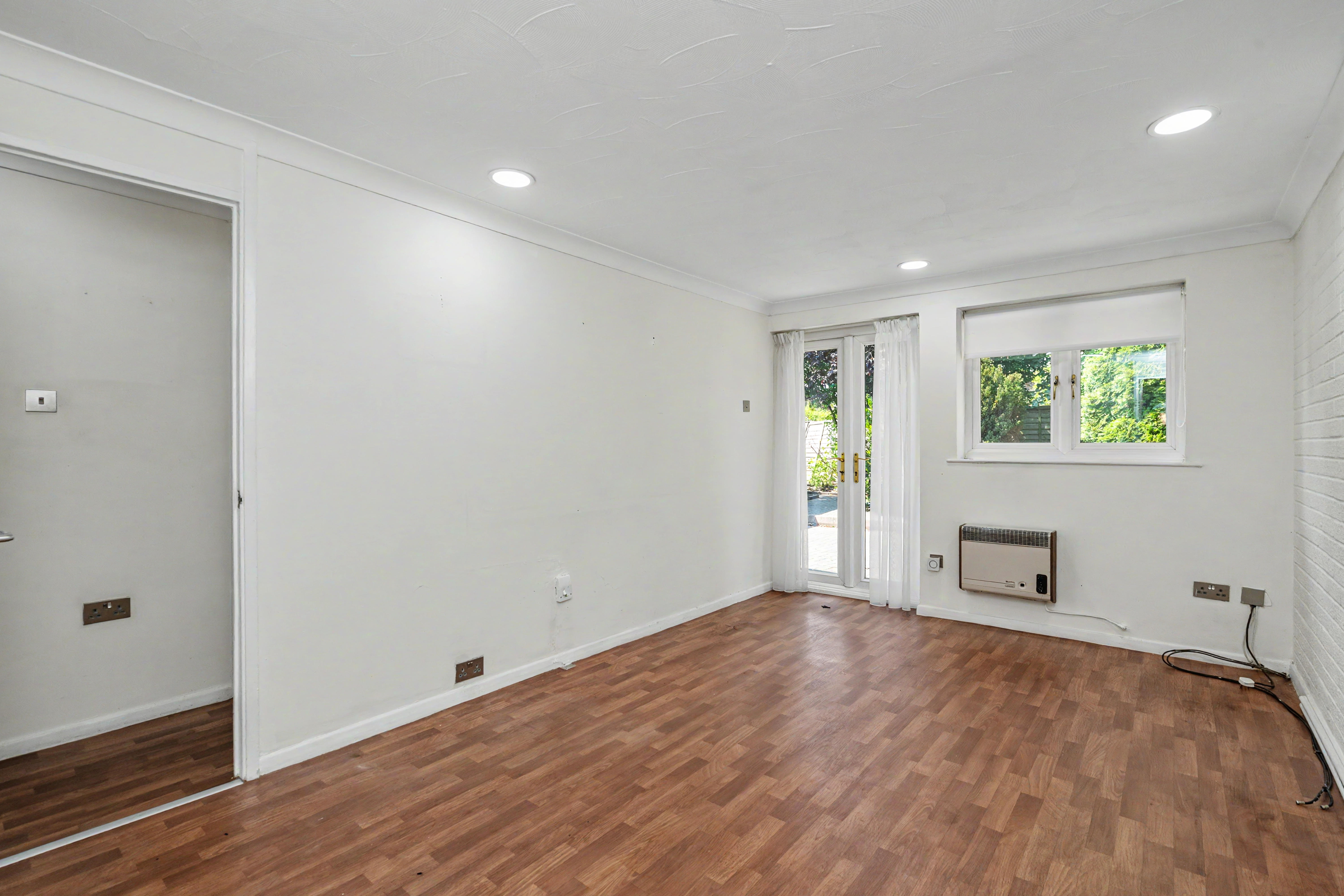 7 - Living room
