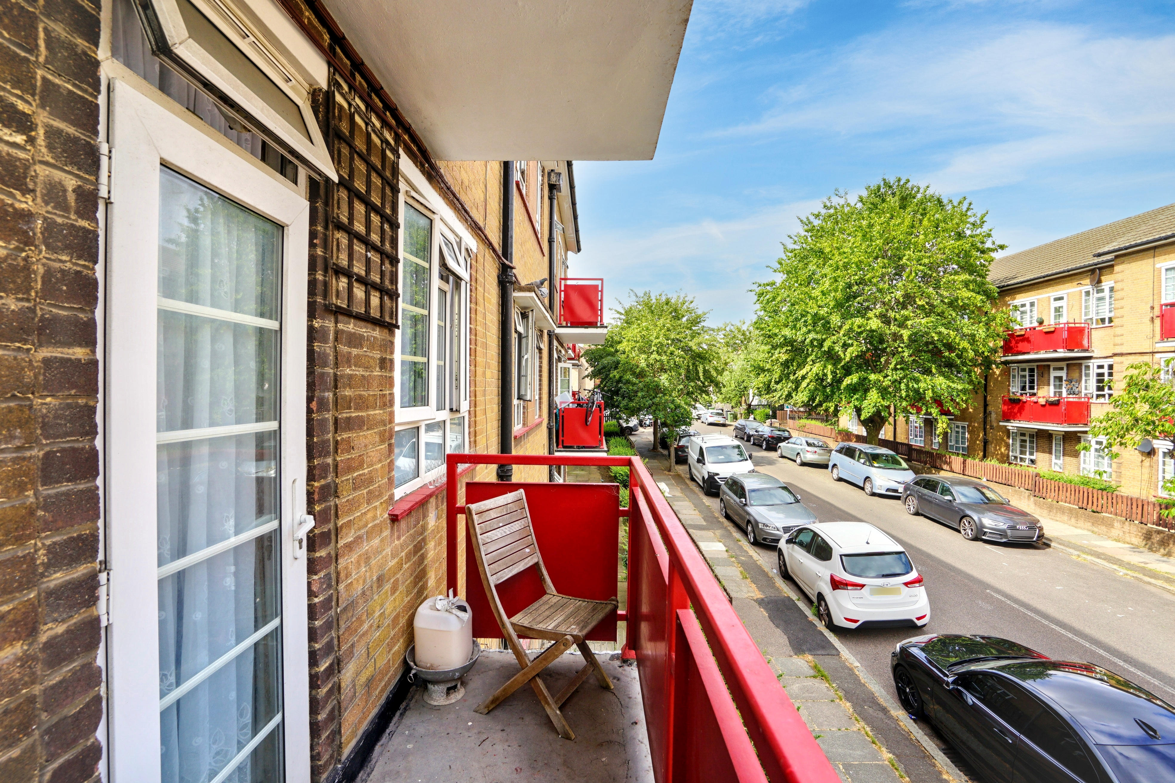 17 - Balcony