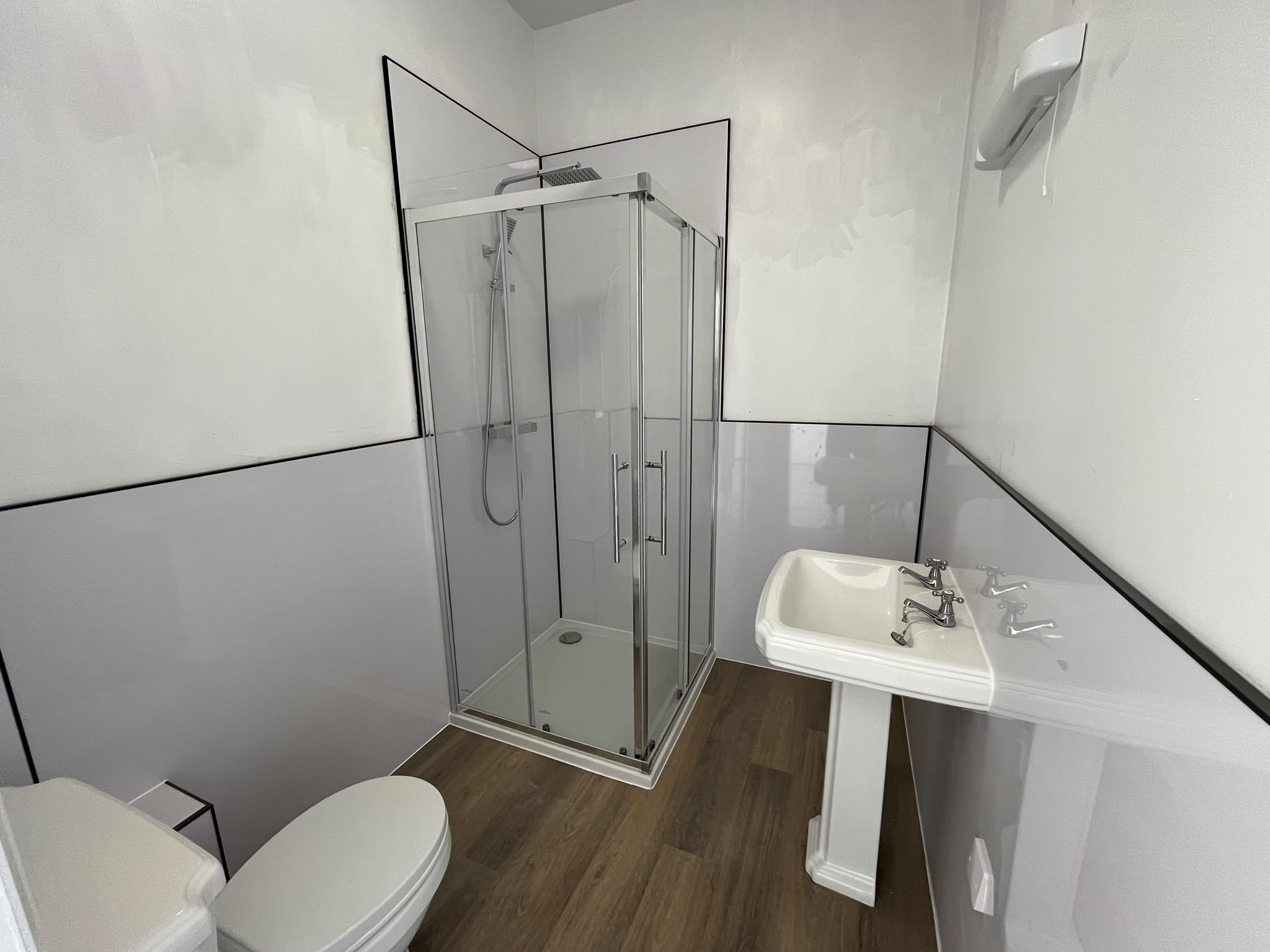 19 - Ensuite_