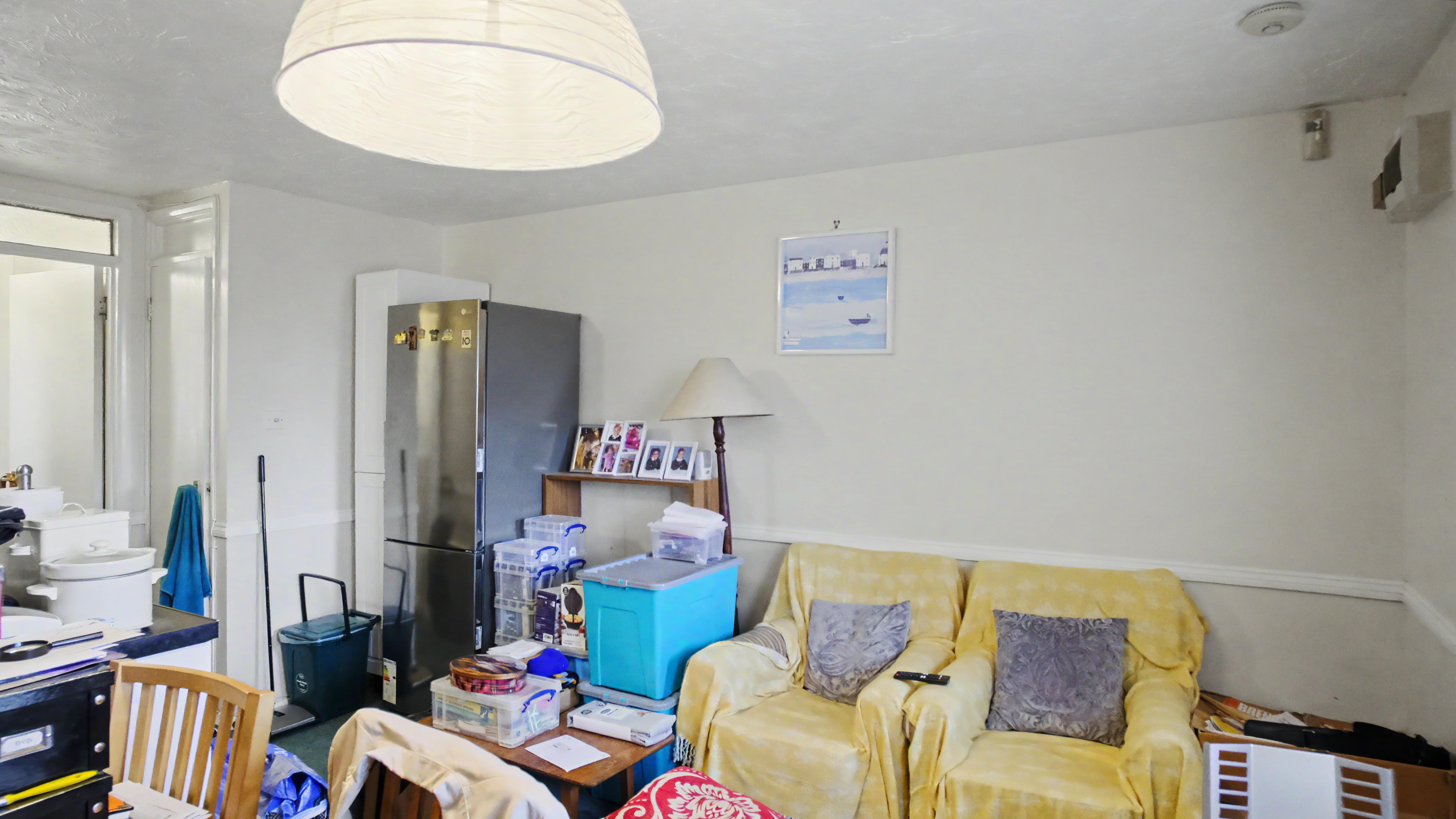 4 - Living room