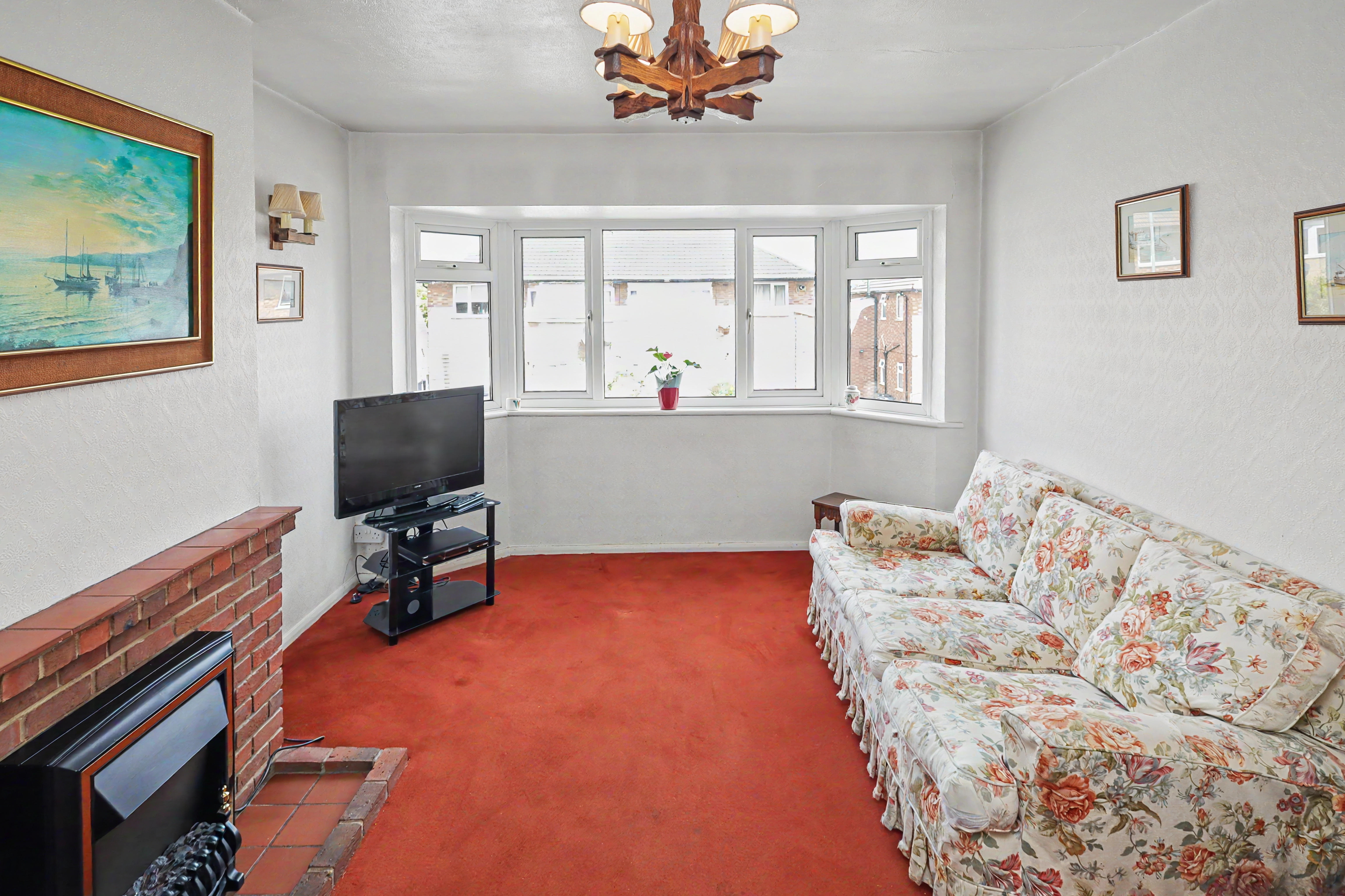 4 - Living room
