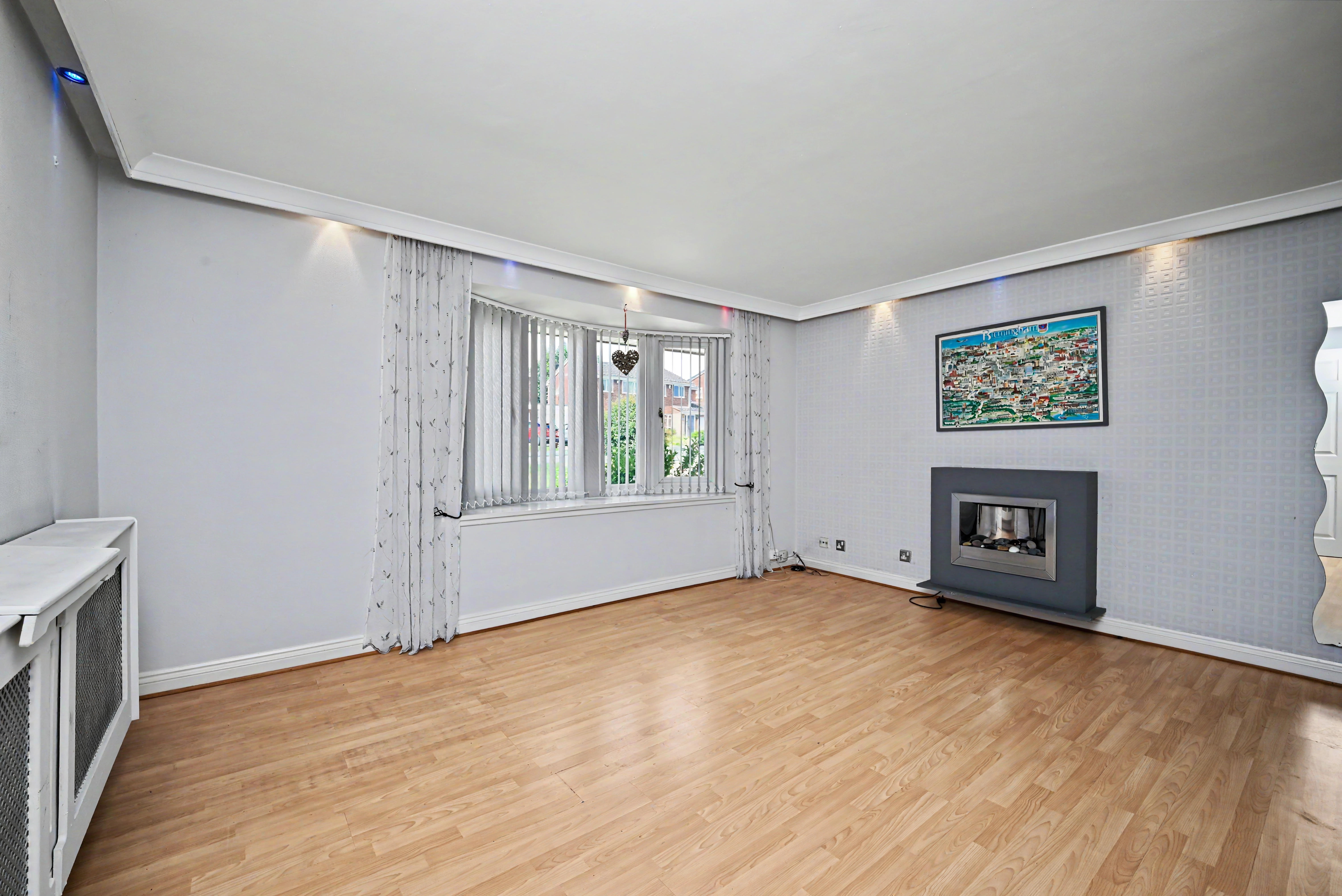 5 - Living room