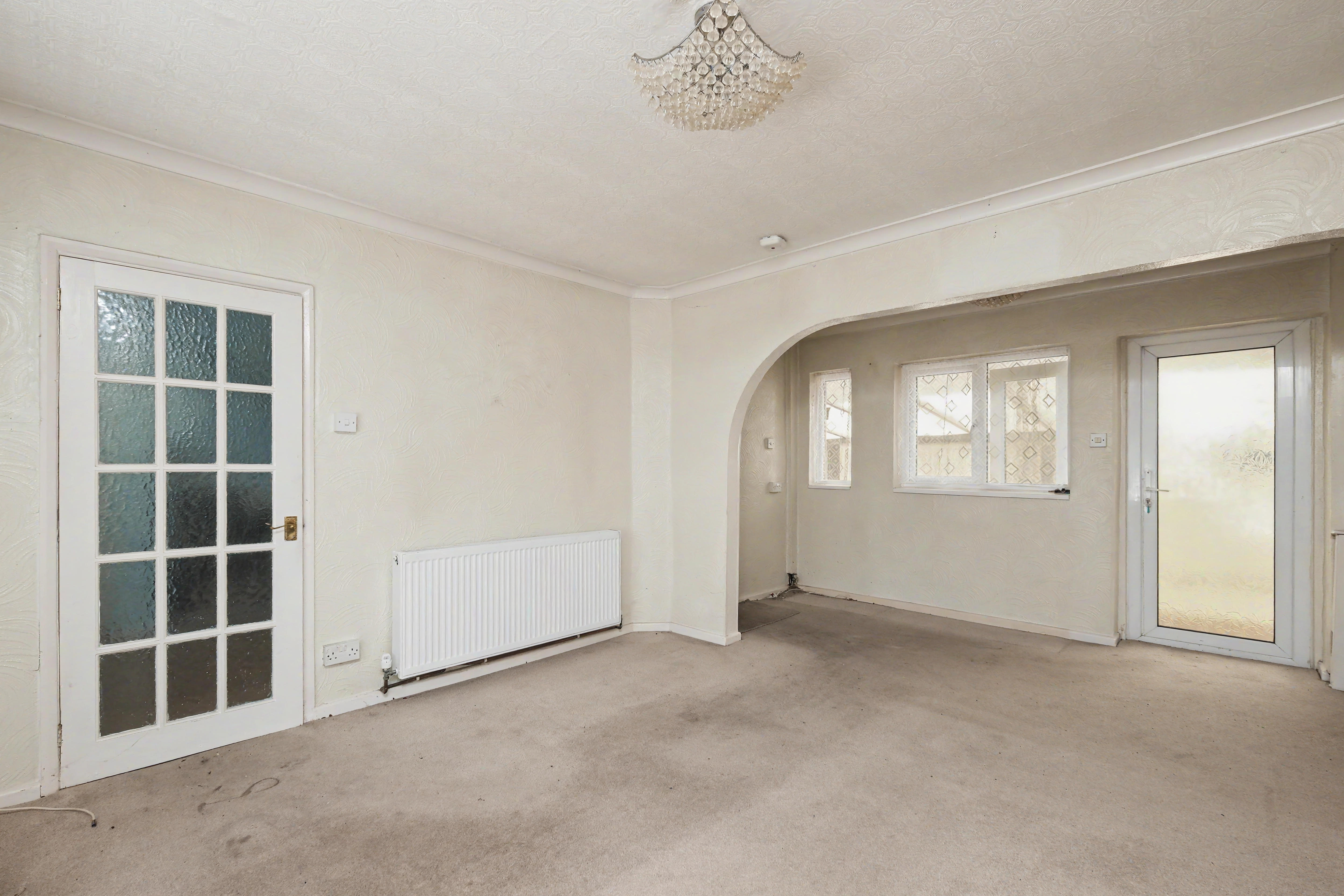 8 - Living room