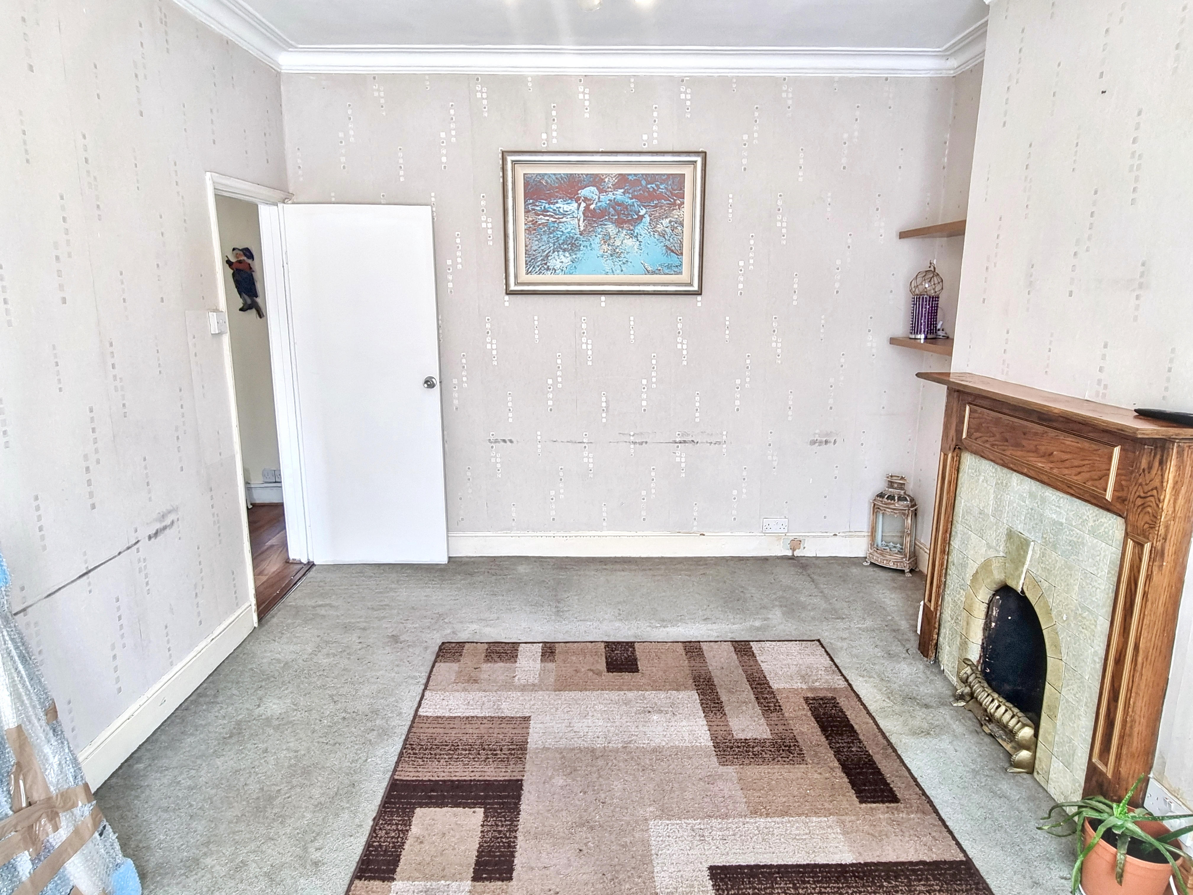 2 - Living room