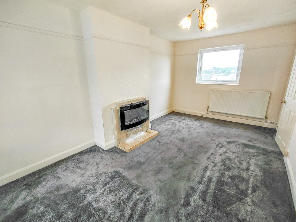 7 - Living room