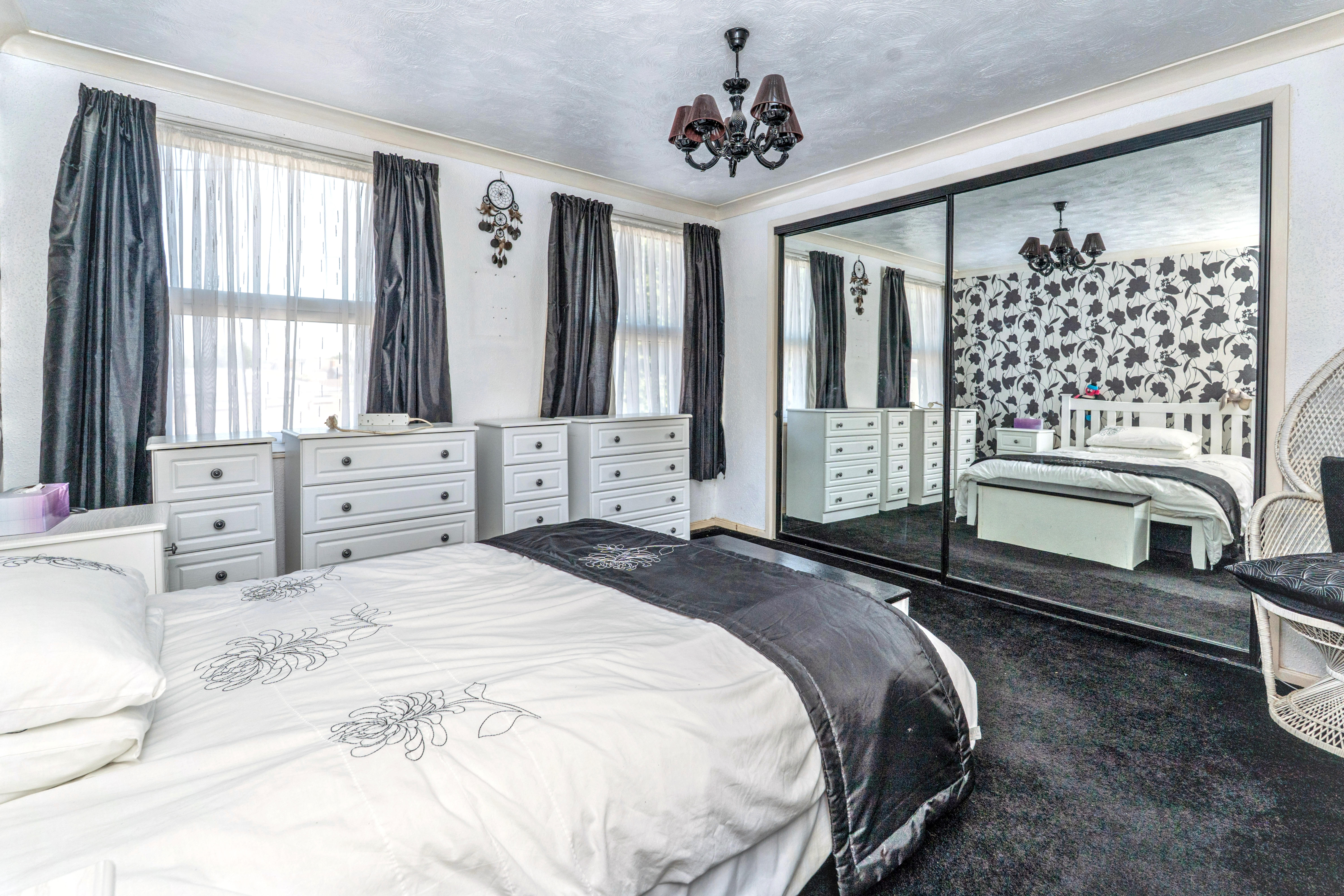13 - Bedroom 2.