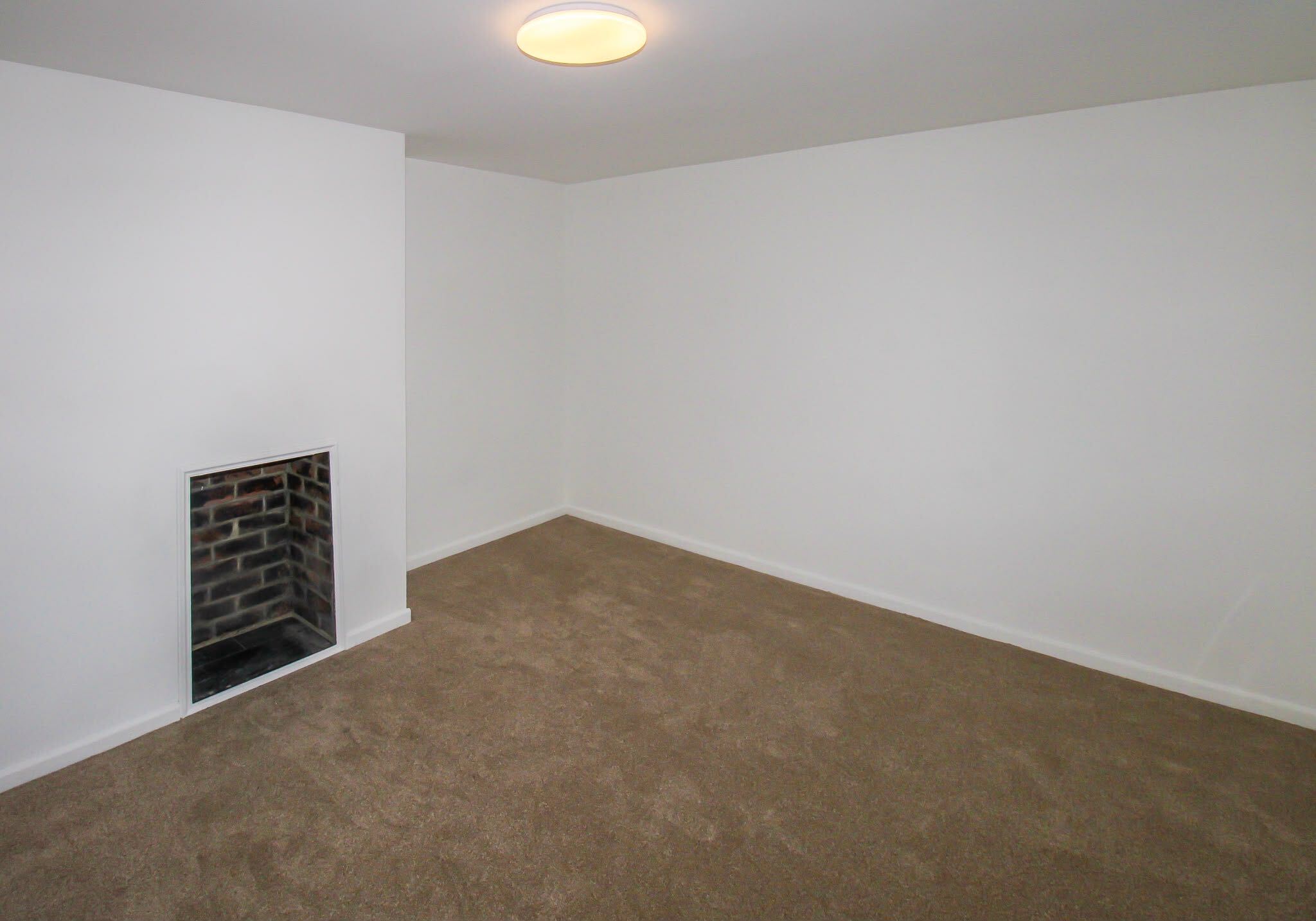 4 - Living room