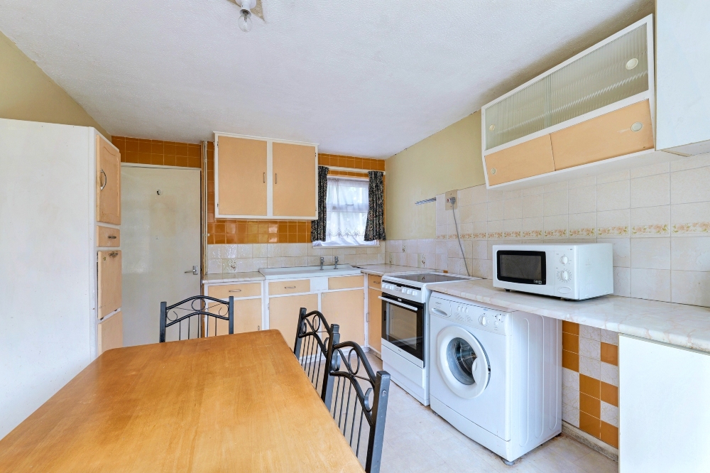 2 - Kitchen
