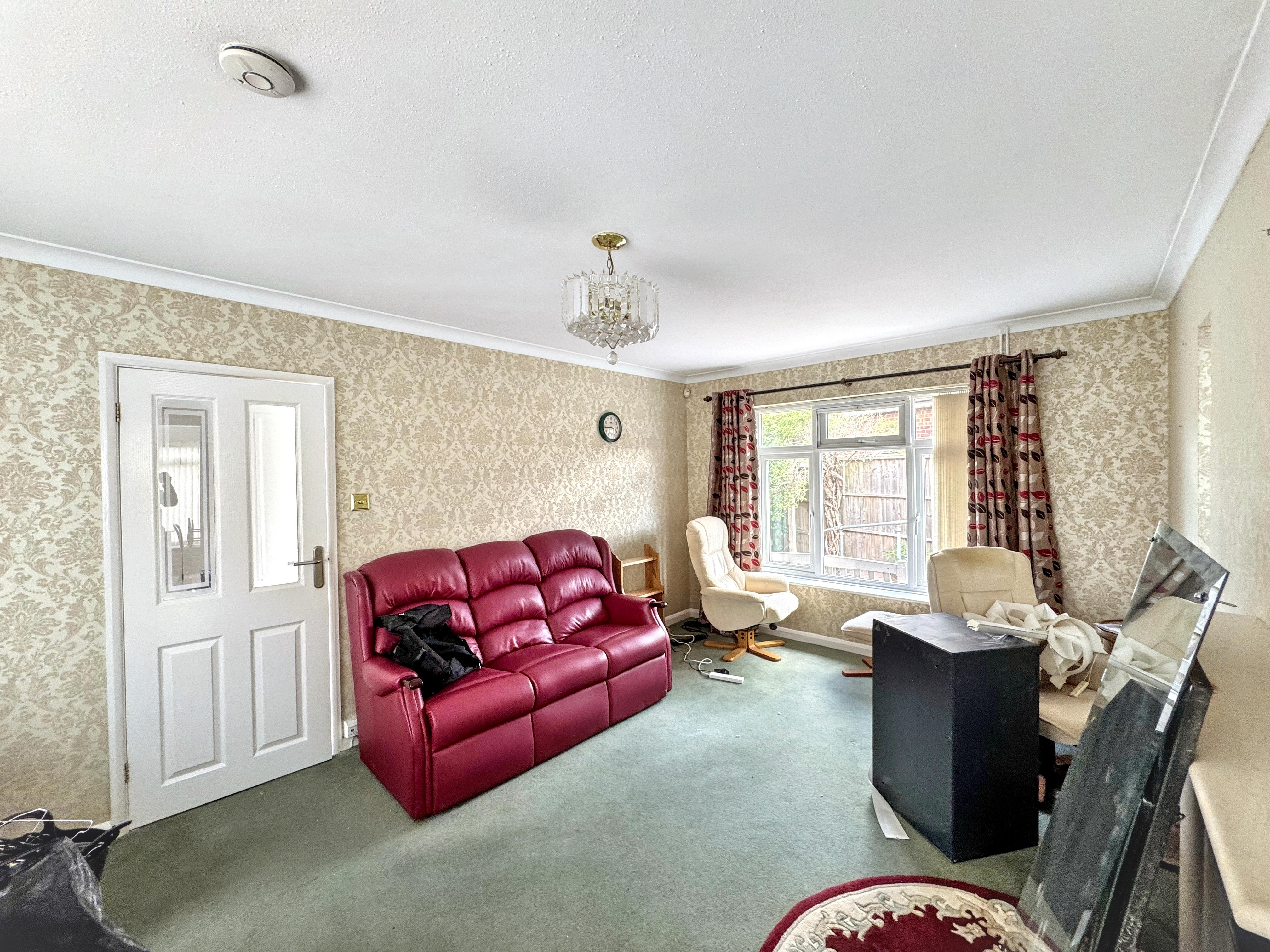 6 - Living room