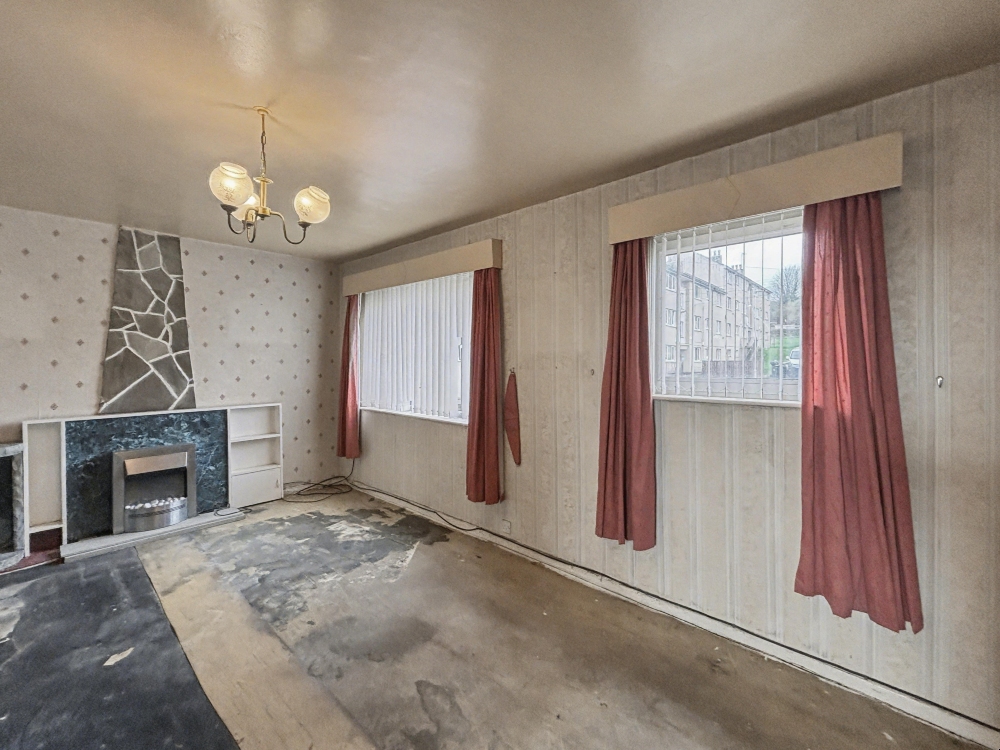 5 - Living room