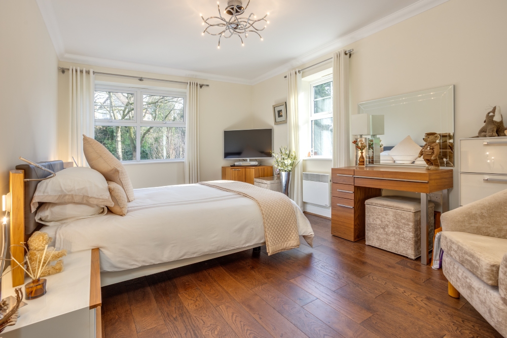 12 - Bedroom 1