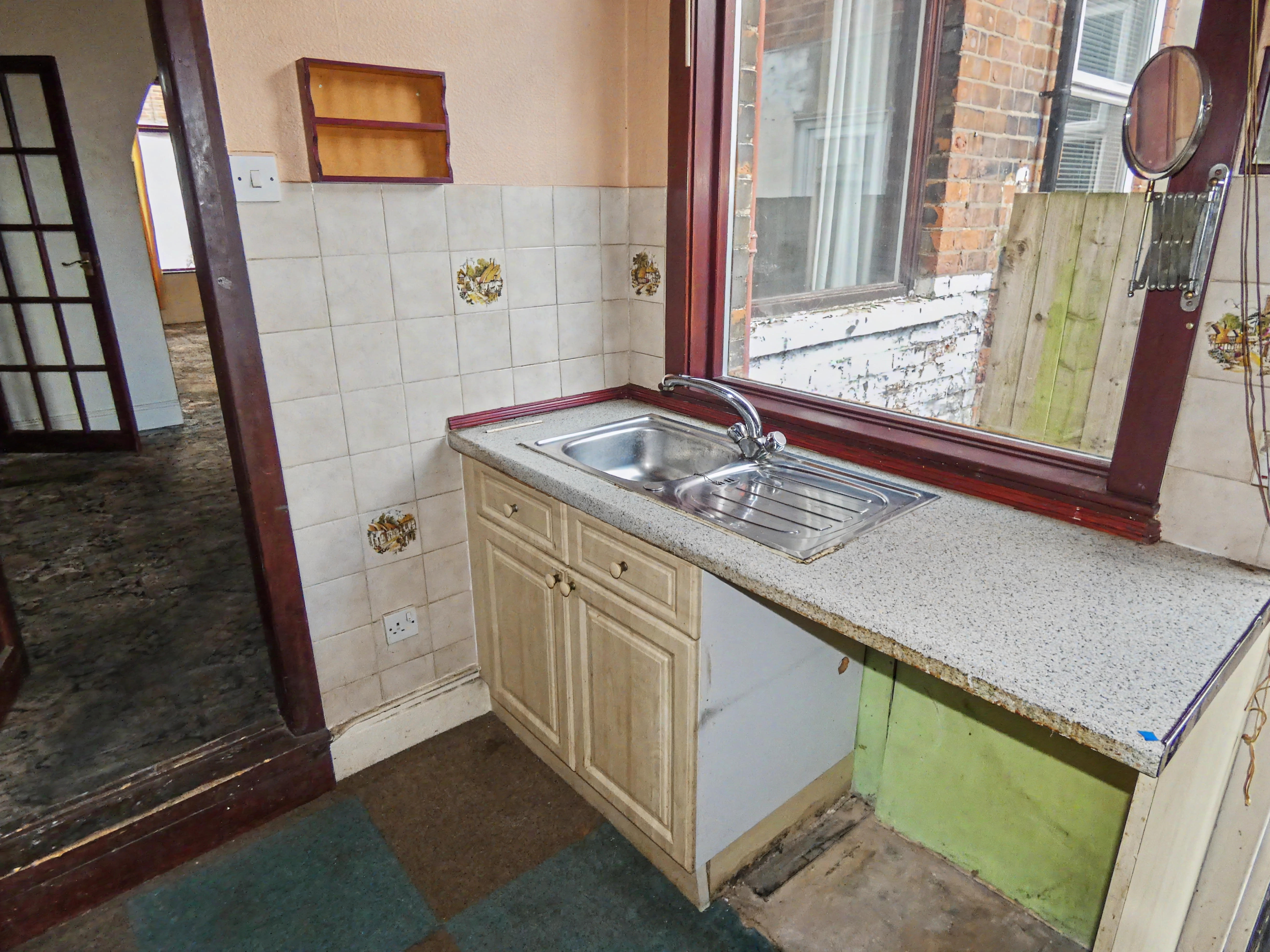 8 Kitchen