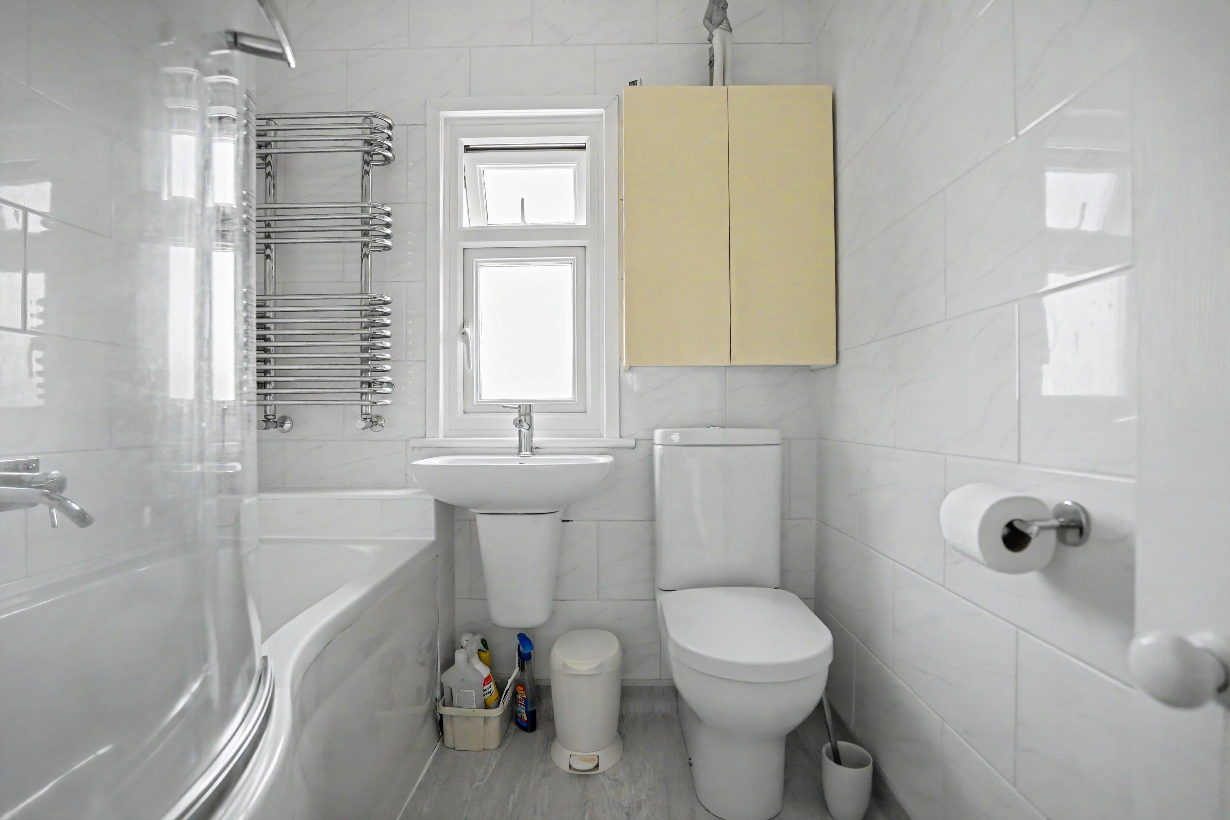 19 - Bathroom