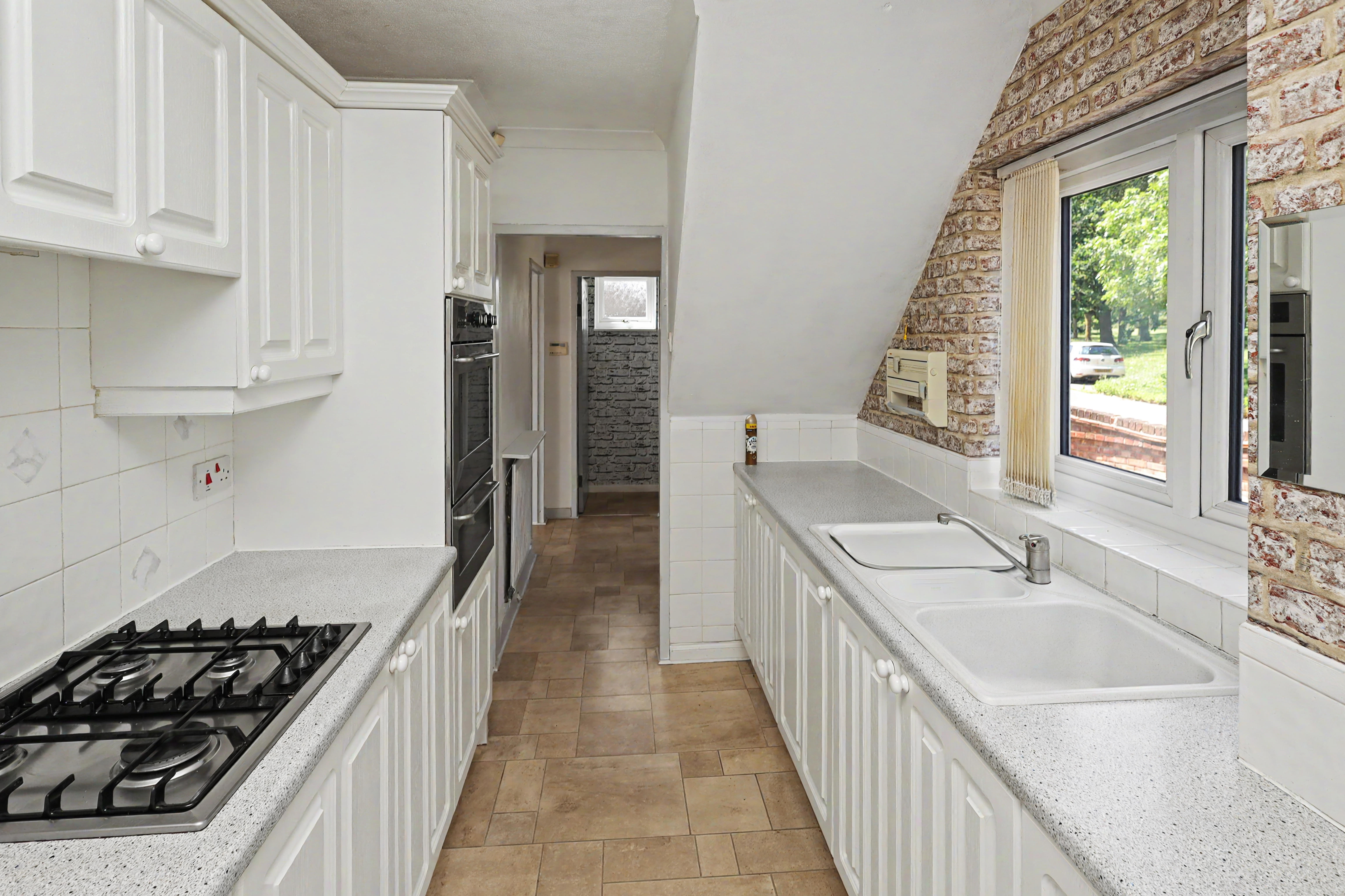 3 - Kitchen