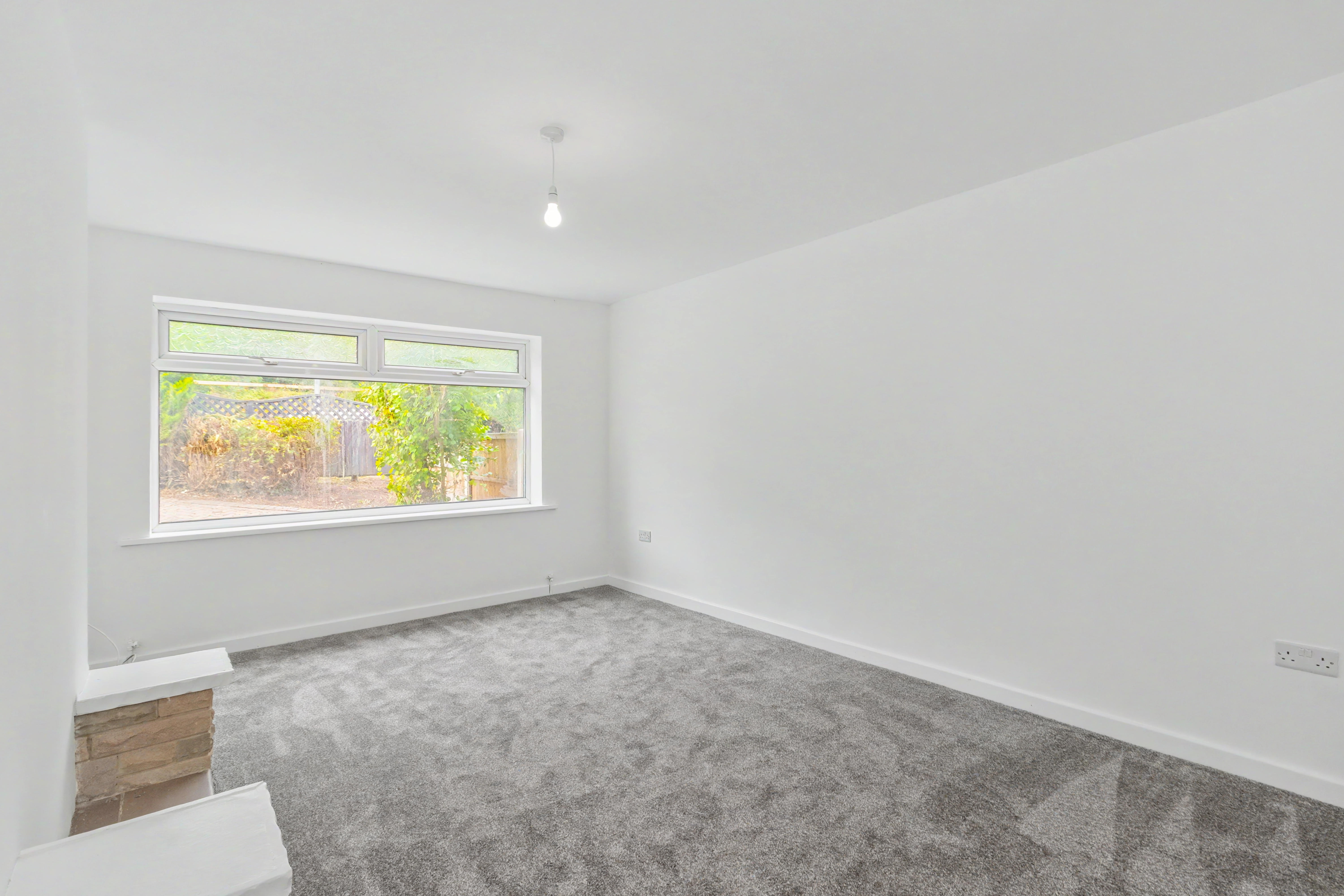 5 - Living room