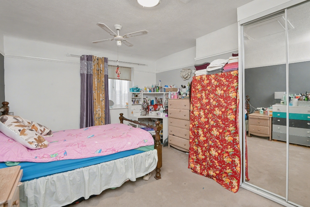 13 - Bedroom 1