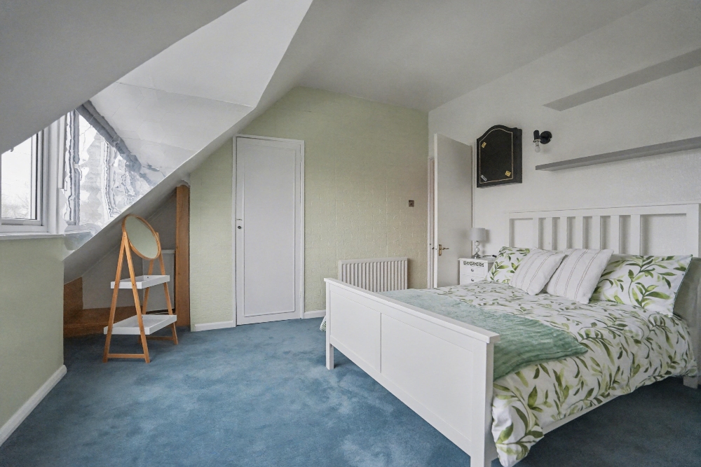 17 - Bedroom 2
