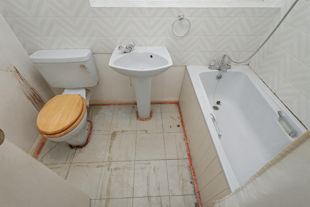 19 - Bathroom