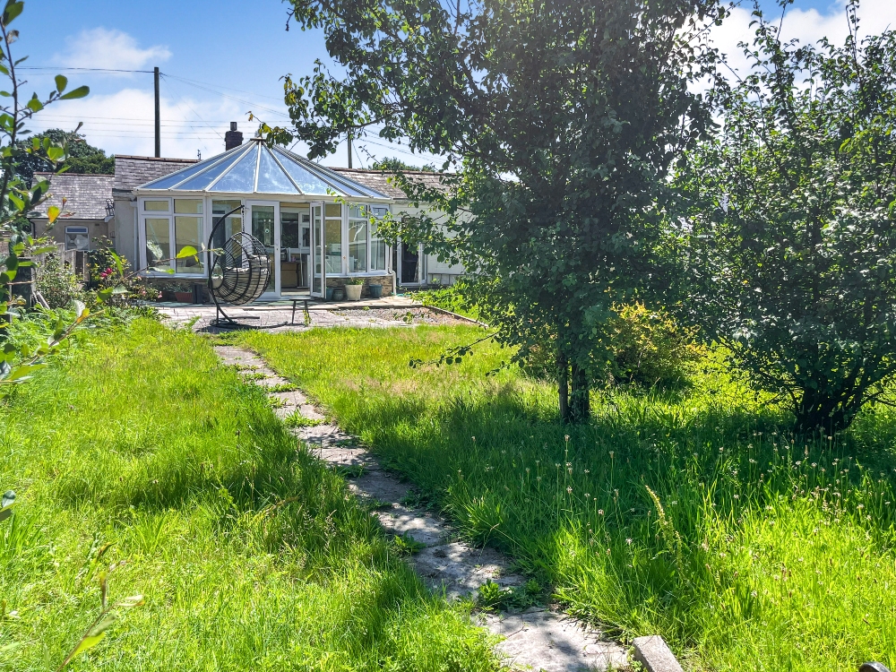 14 - Garden