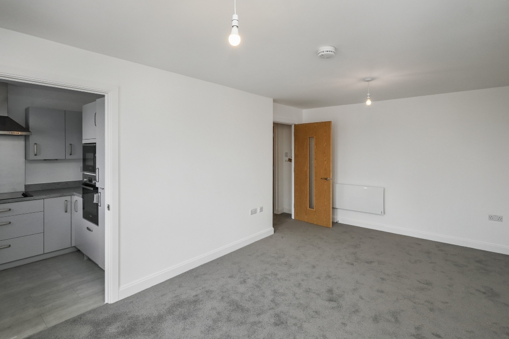 7 - Living room