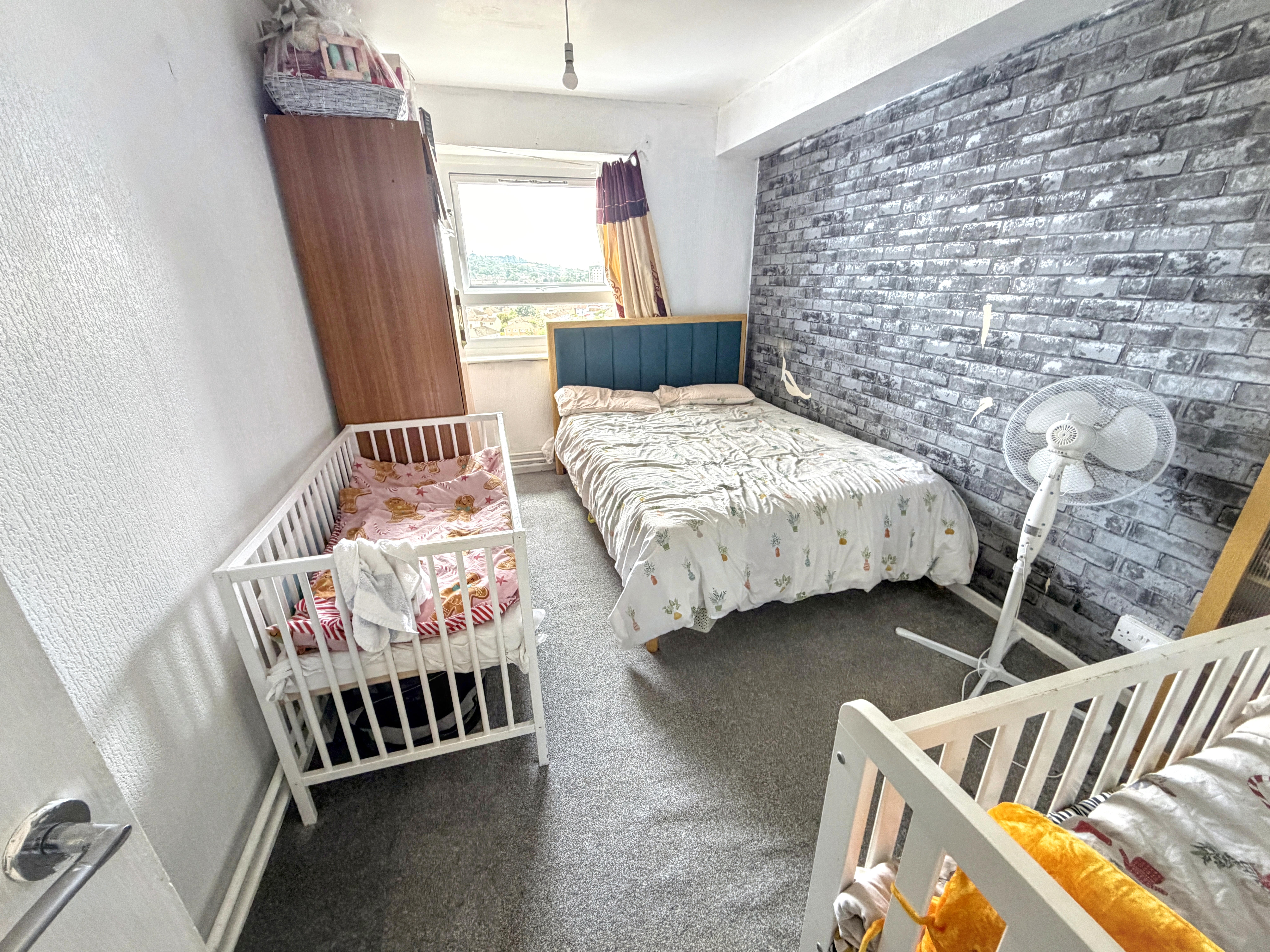 Bedroom 2 - 7