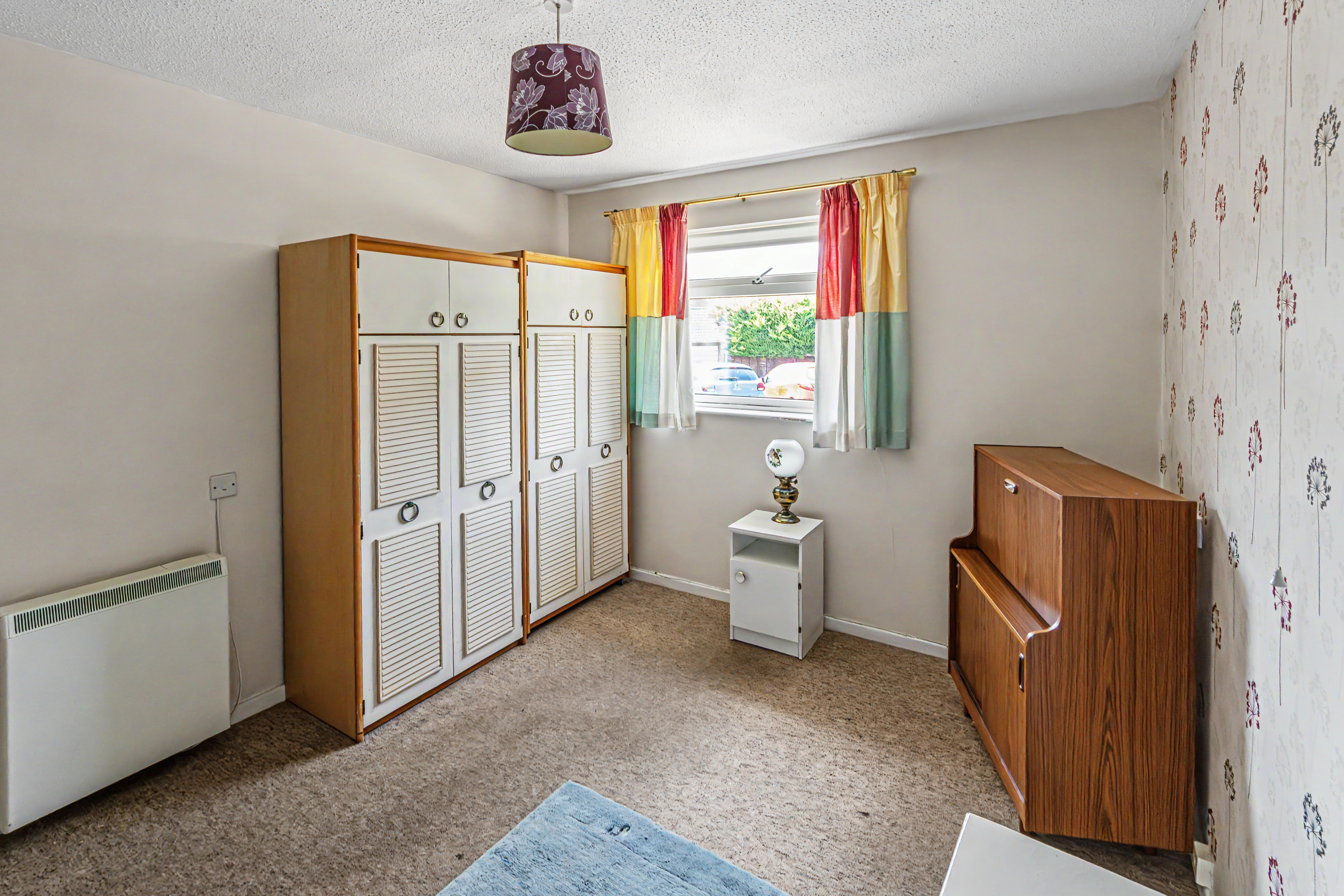 10 - Bedroom