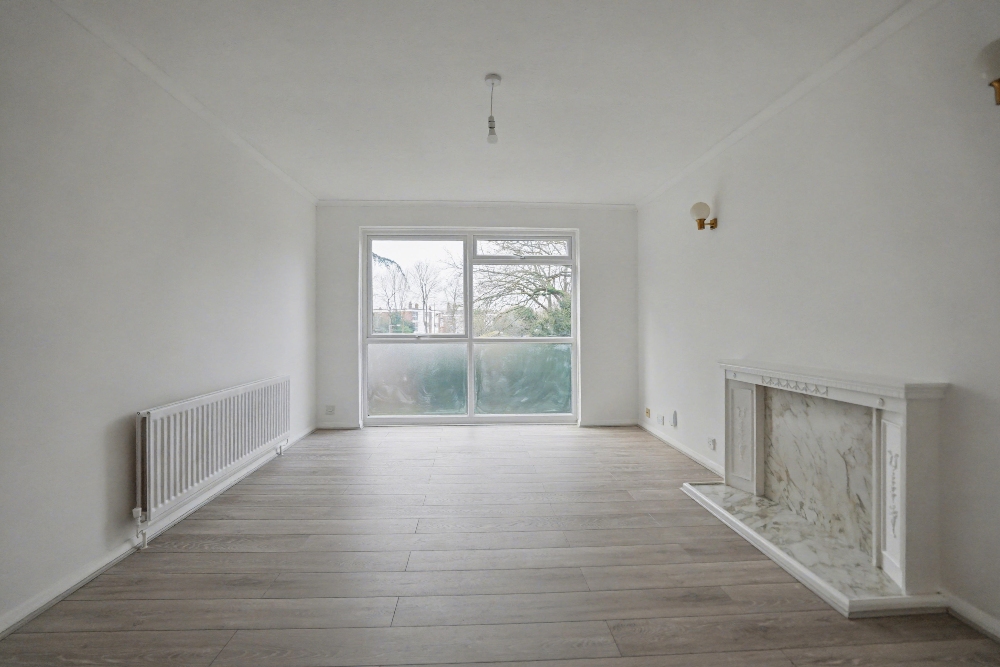 9 - Living room