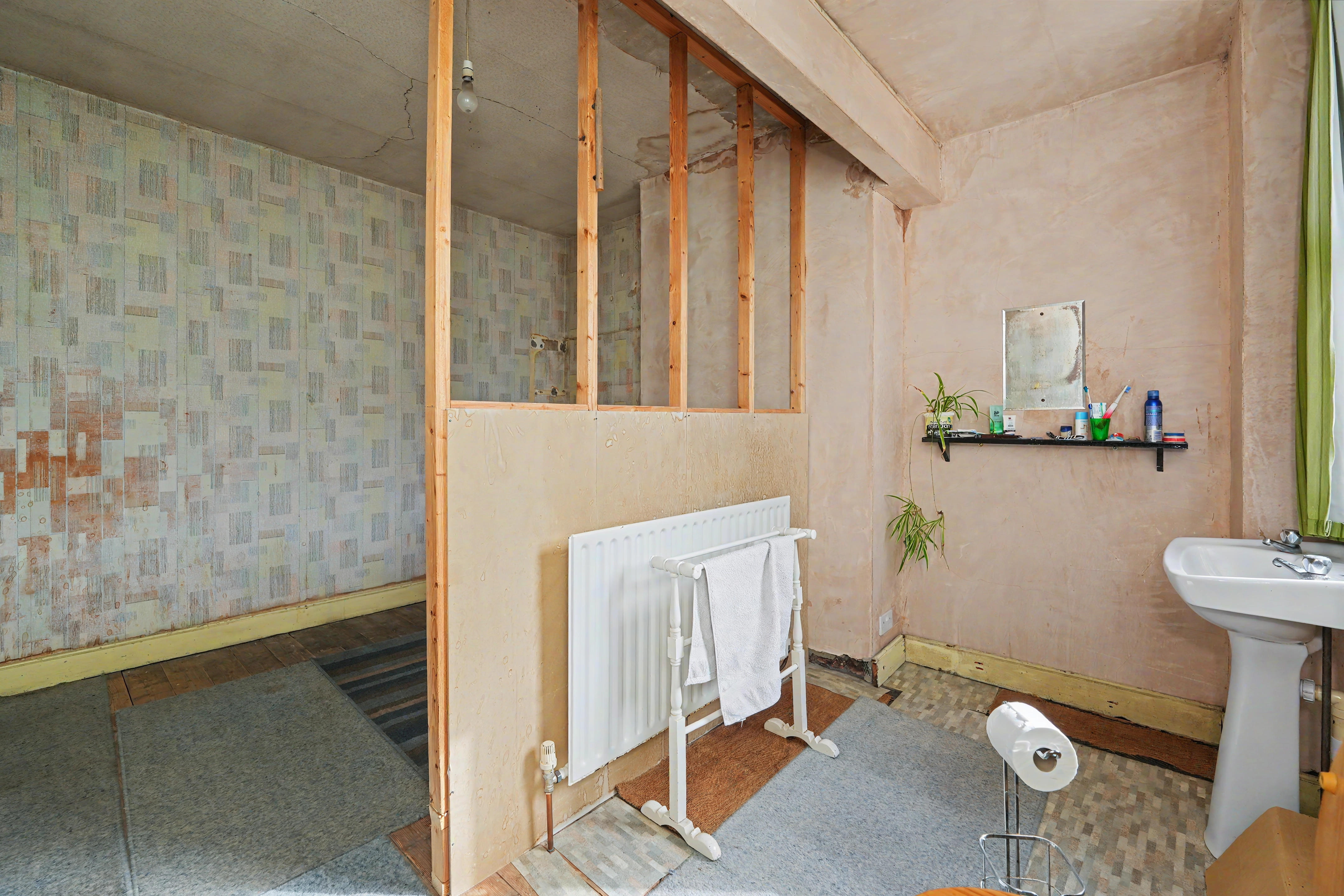 17 - Bedroom 6