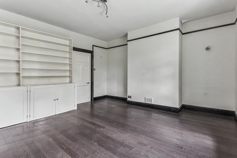19 - Bedroom 2