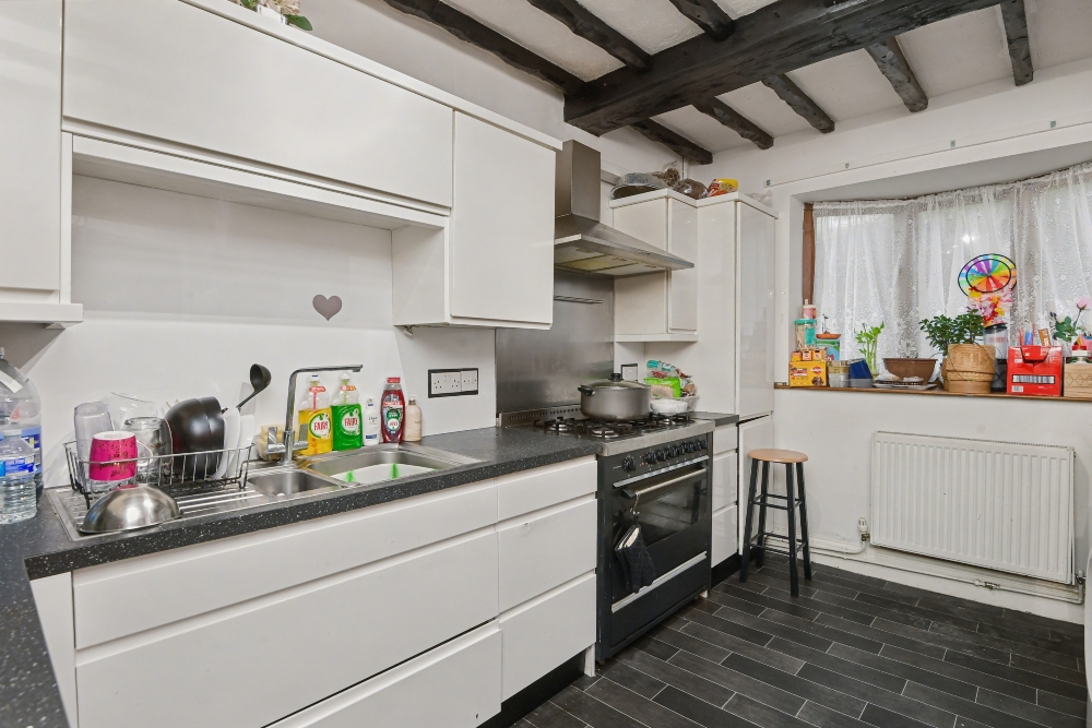 3 - Kitchen