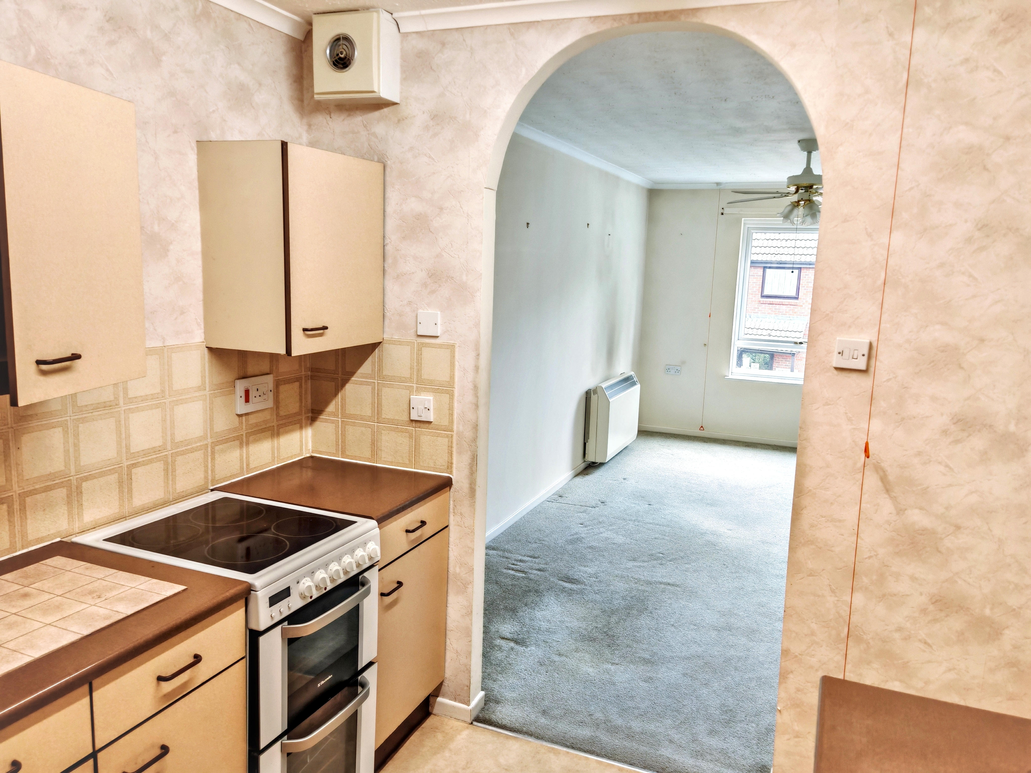 5 - Kitchen